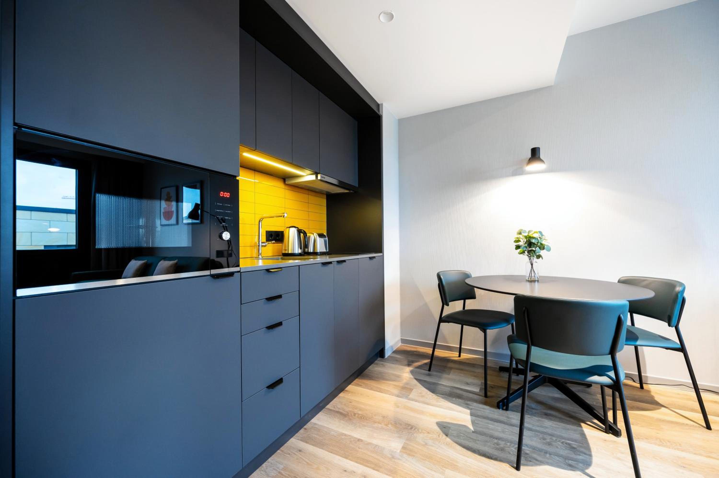 Apartment - Photo 3