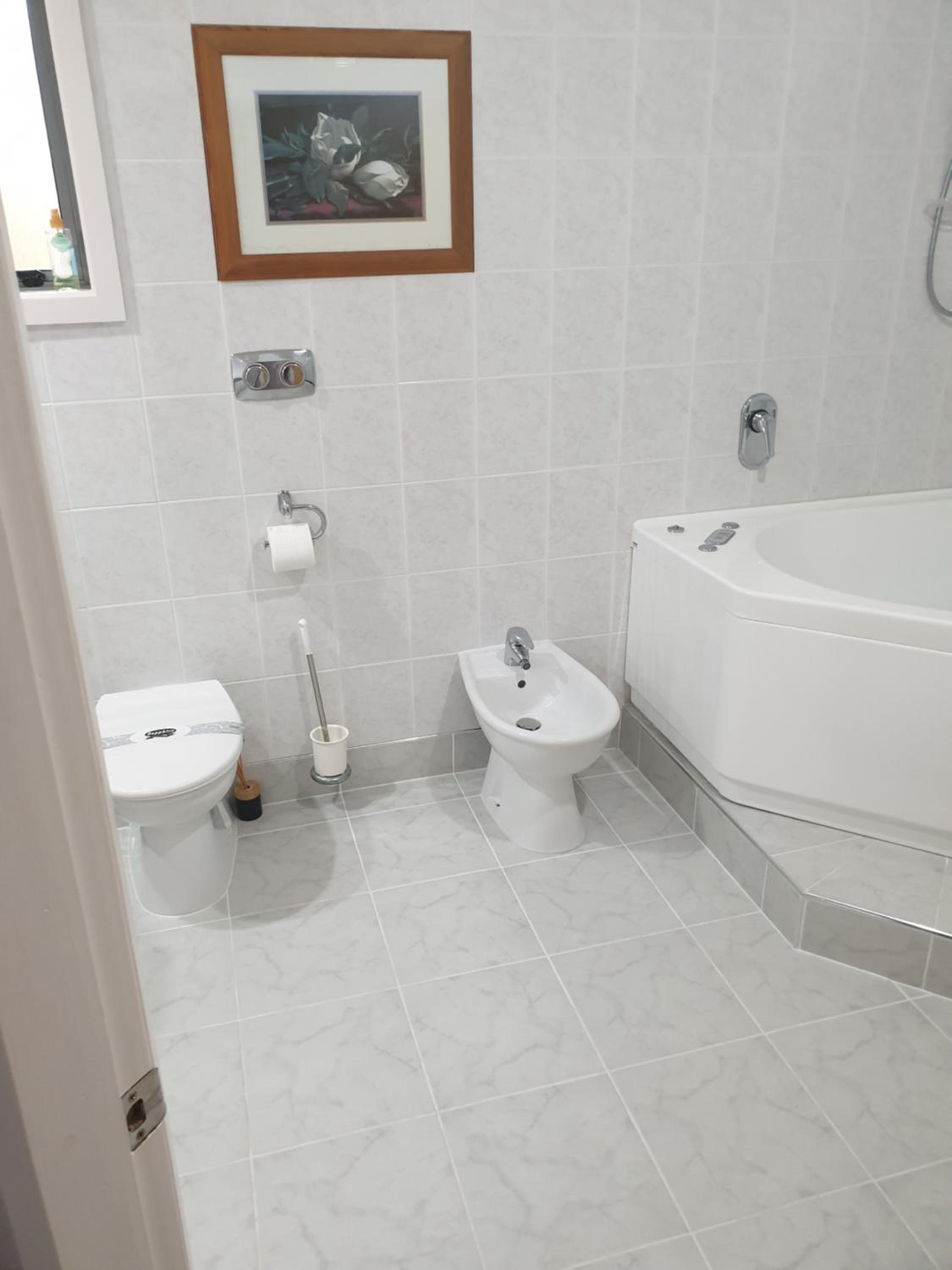 Superior King Suite photo 1