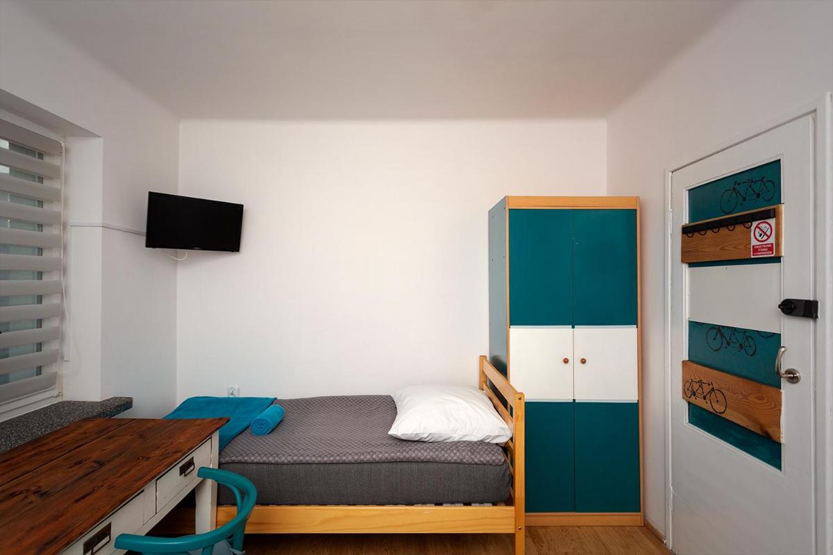 Quadruple Room with Private External Bathroom photo 2
