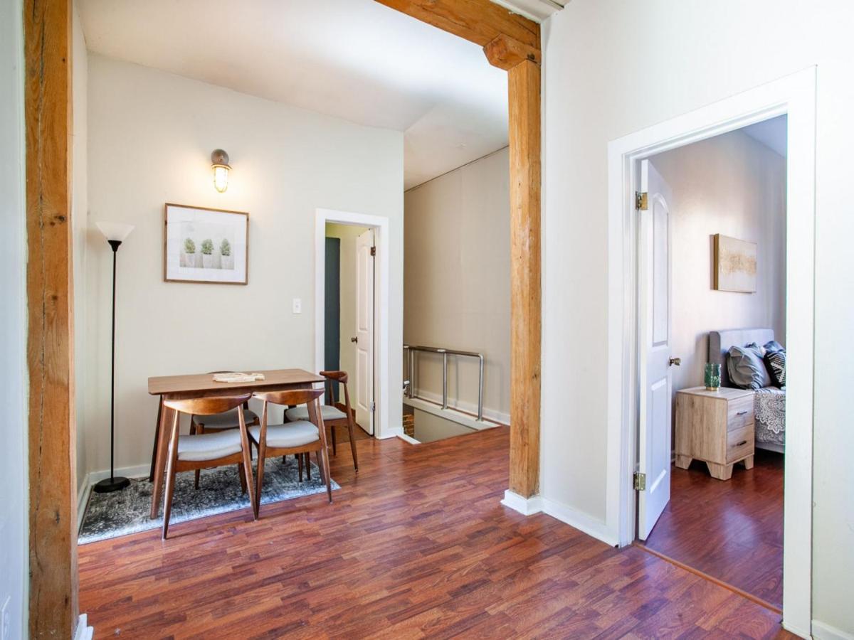 Three-Bedroom Suite photo 1