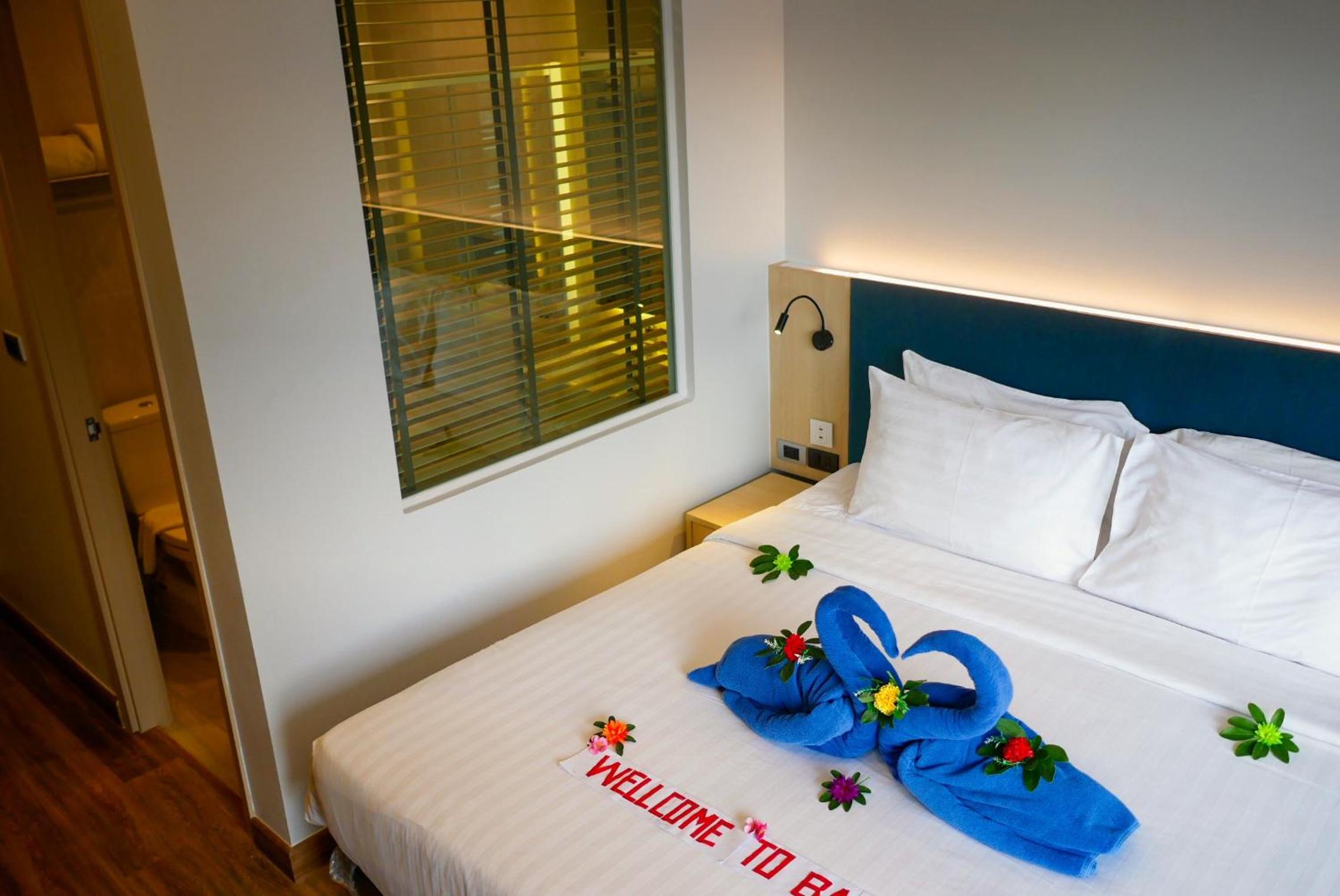 Cozy Double or Twin Room with Balcony - Photo 6
