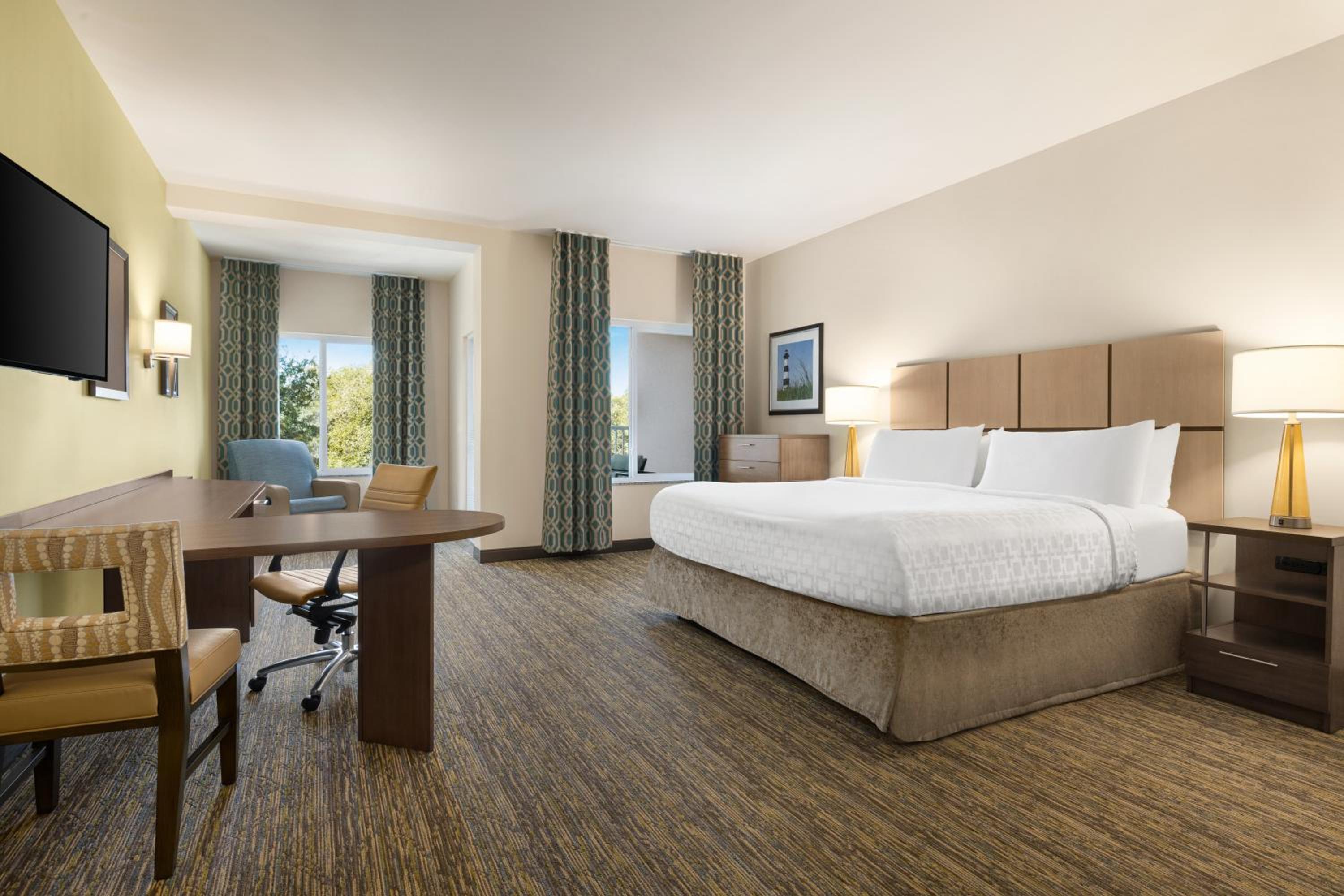 Studio King Suite with Balcony - Photo 1
