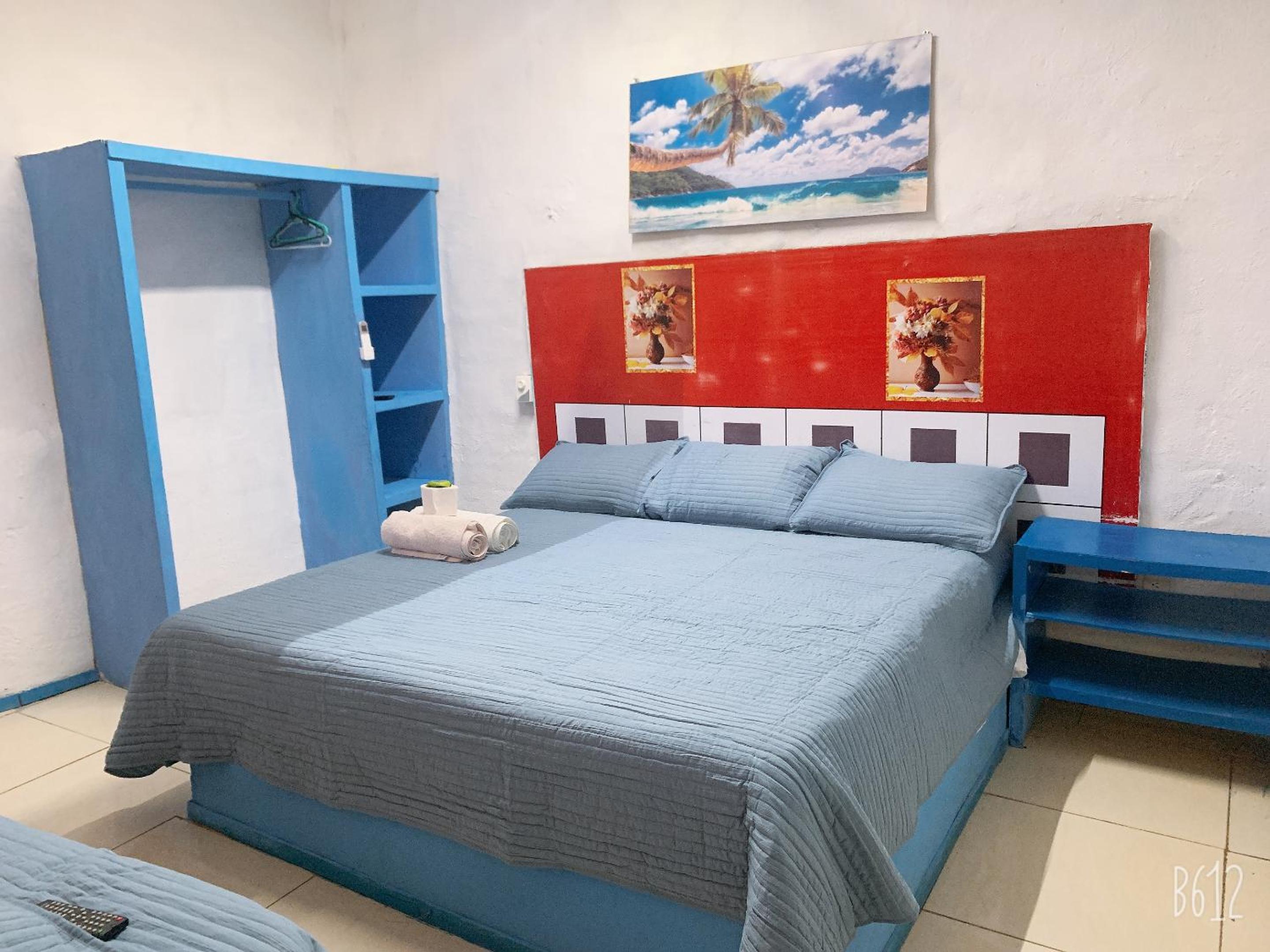 Standard Twin Room photo 1