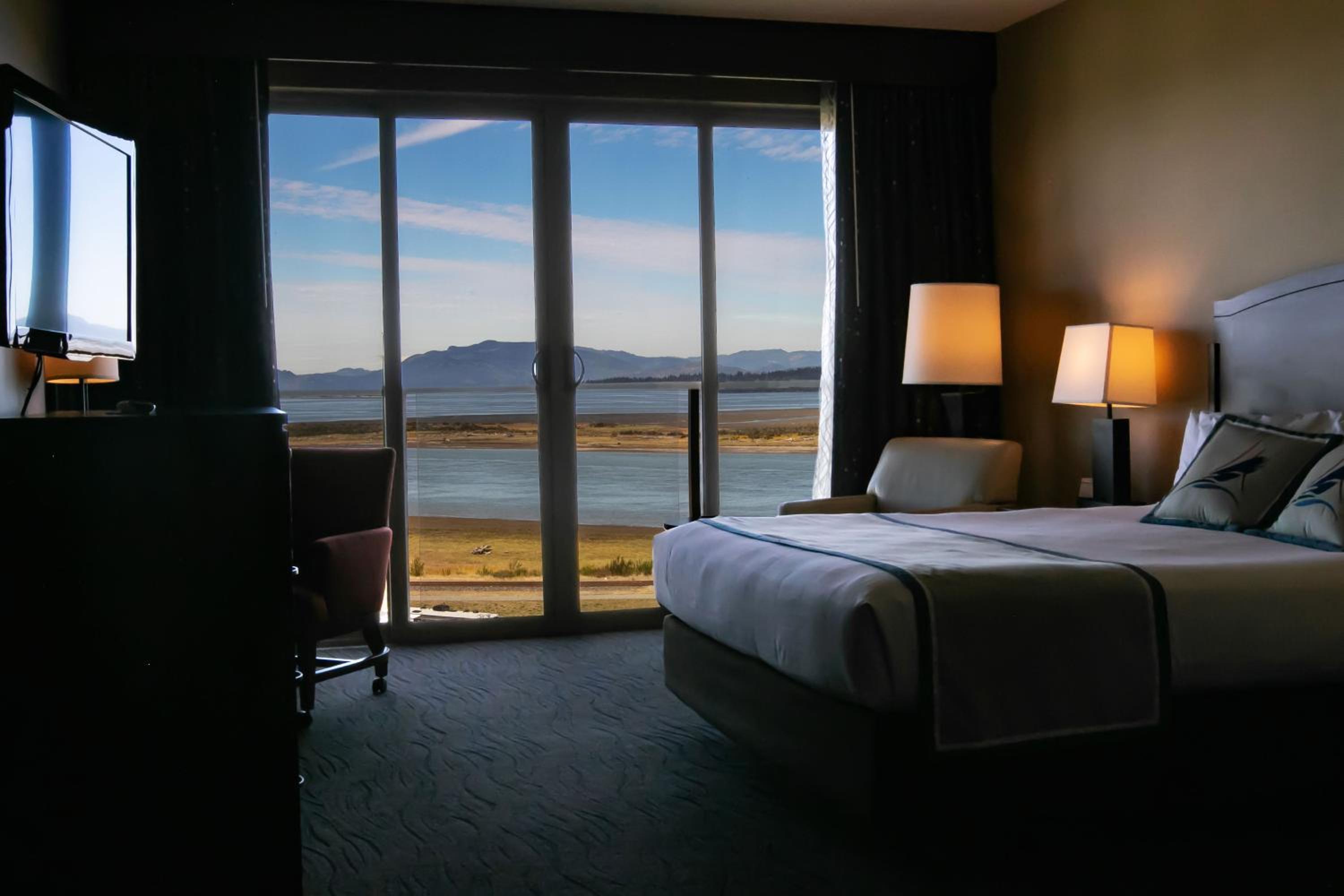 King Room with Sea View - Photo 3