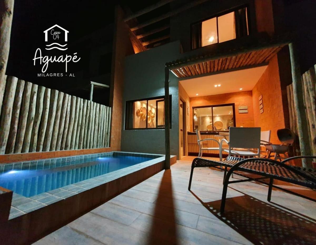 Three-Bedroom House photo 2