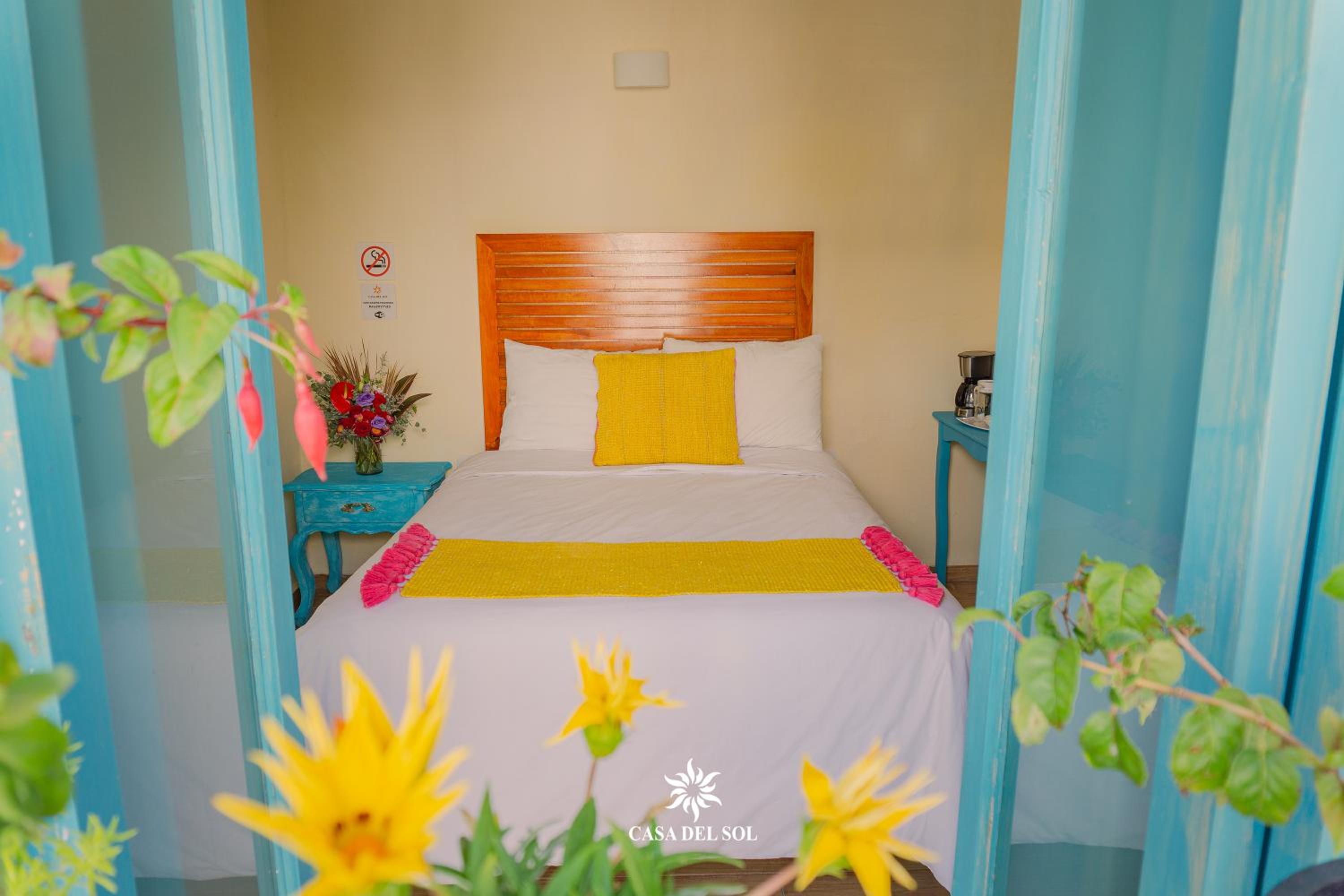 Double Room with Balcony and Garden View