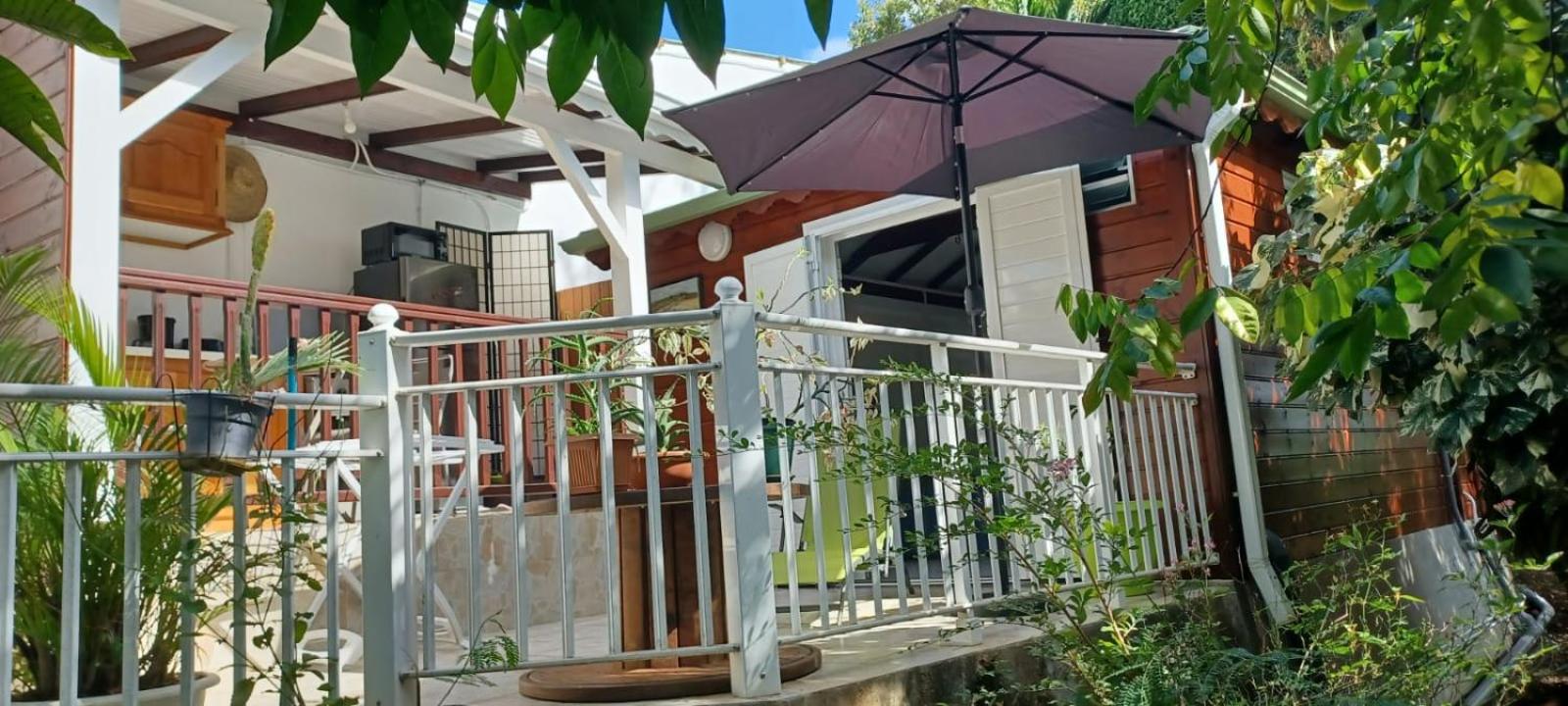 One-Bedroom House photo 1