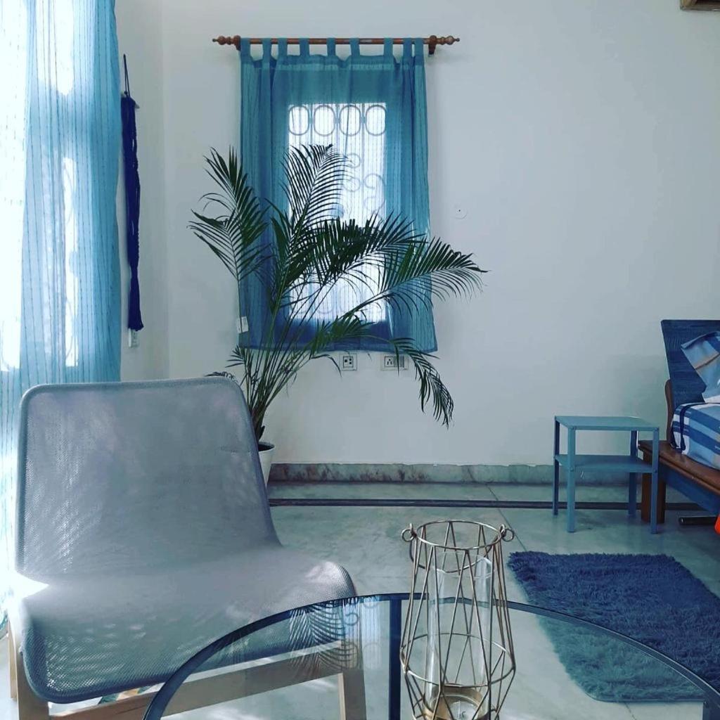 Standard King Room - Photo 5