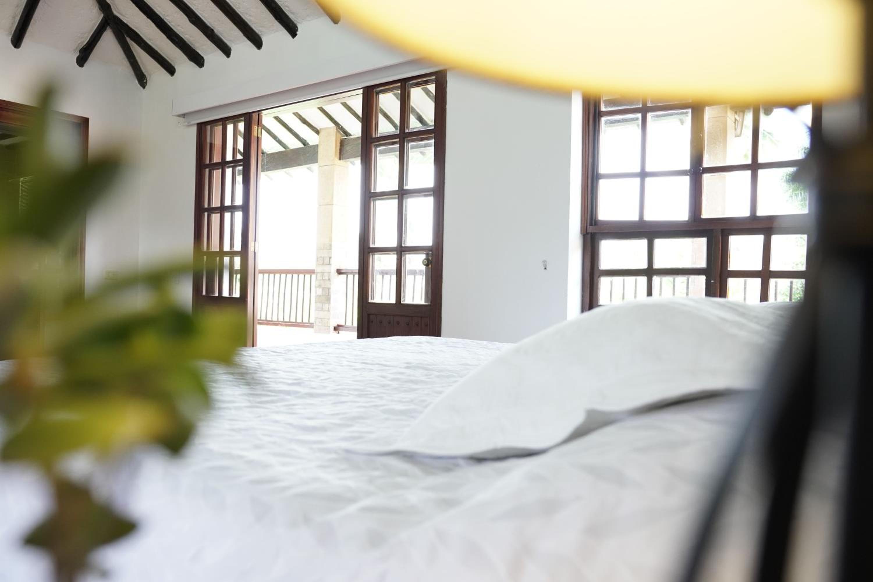 Deluxe Double Room with Balcony photo 1