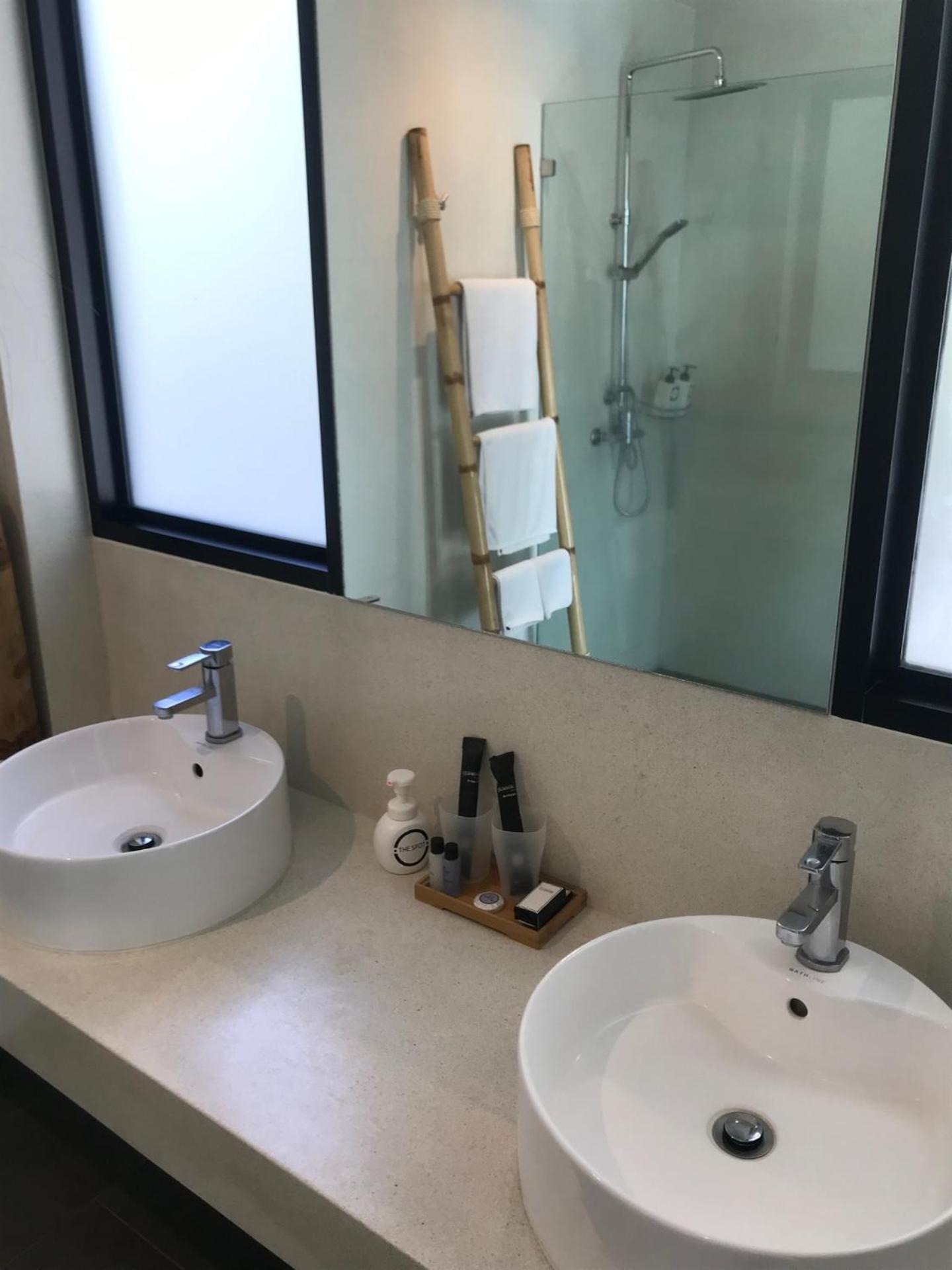 Double Room with Sea View - Photo 6