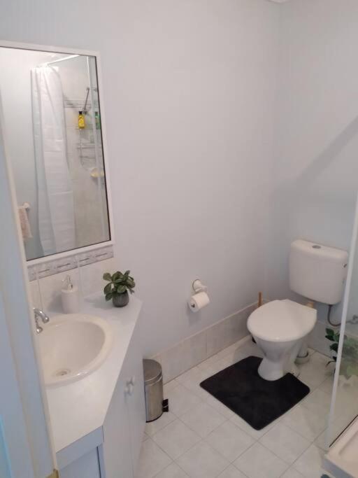 Two-Bedroom House photo 2