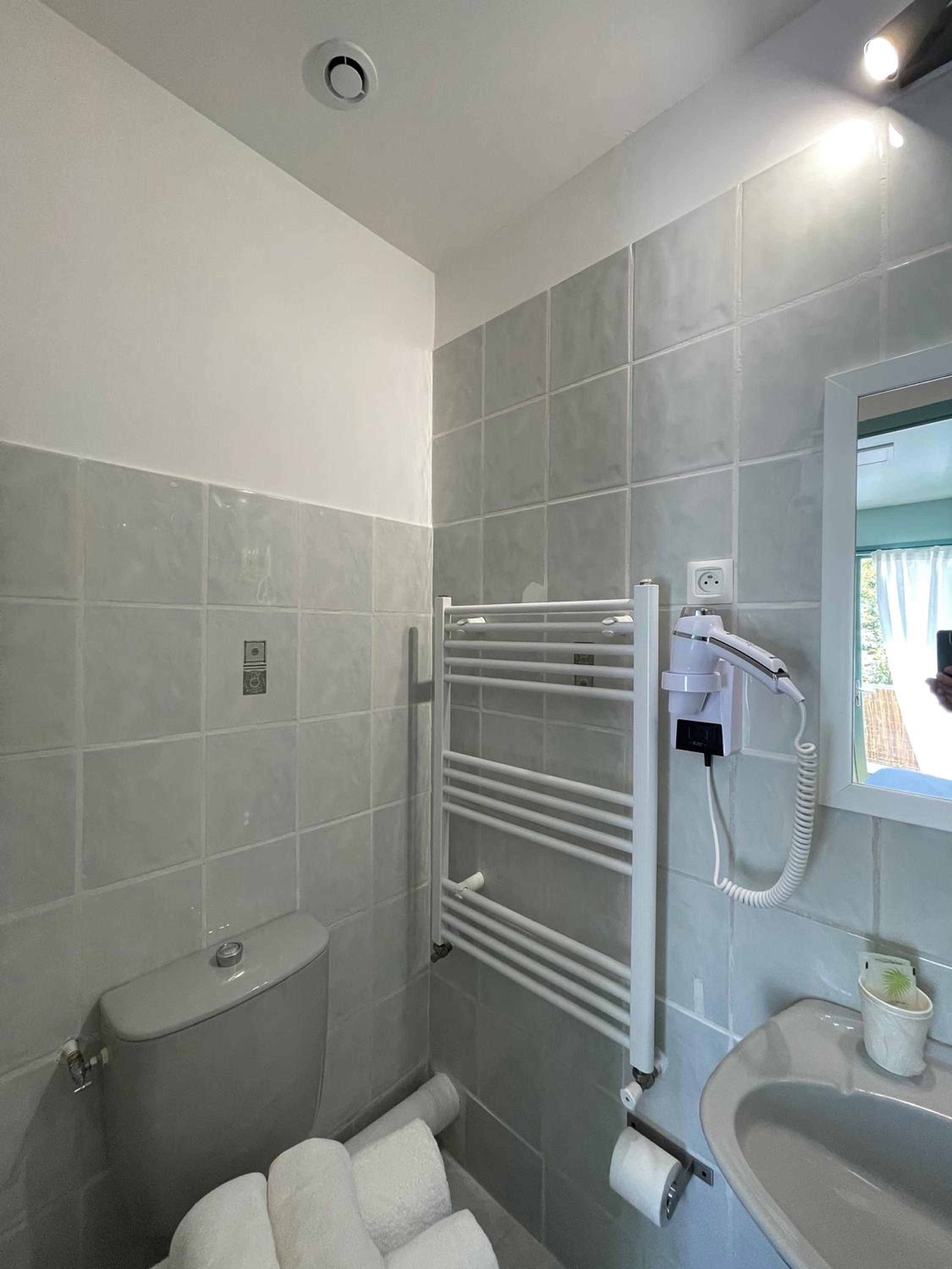 Superior Double Room - Photo 11