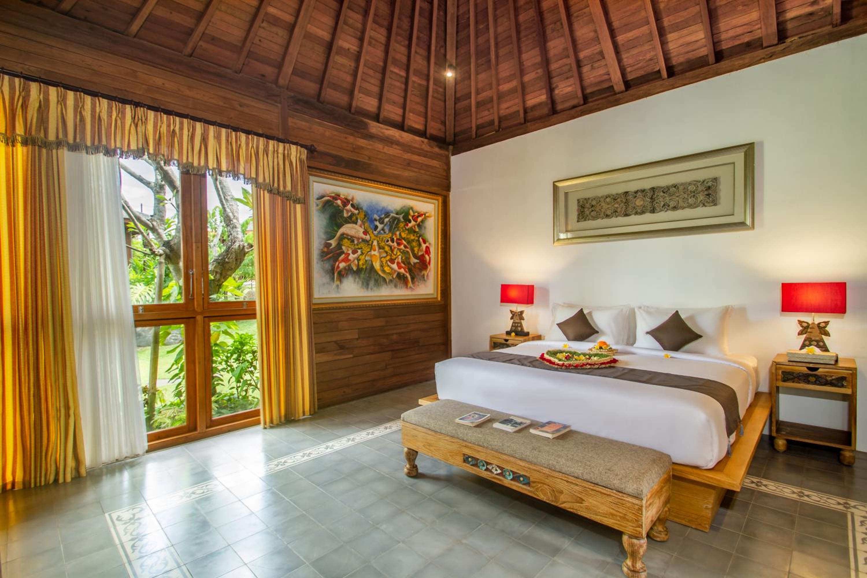Double Room with Pool View - Photo 1