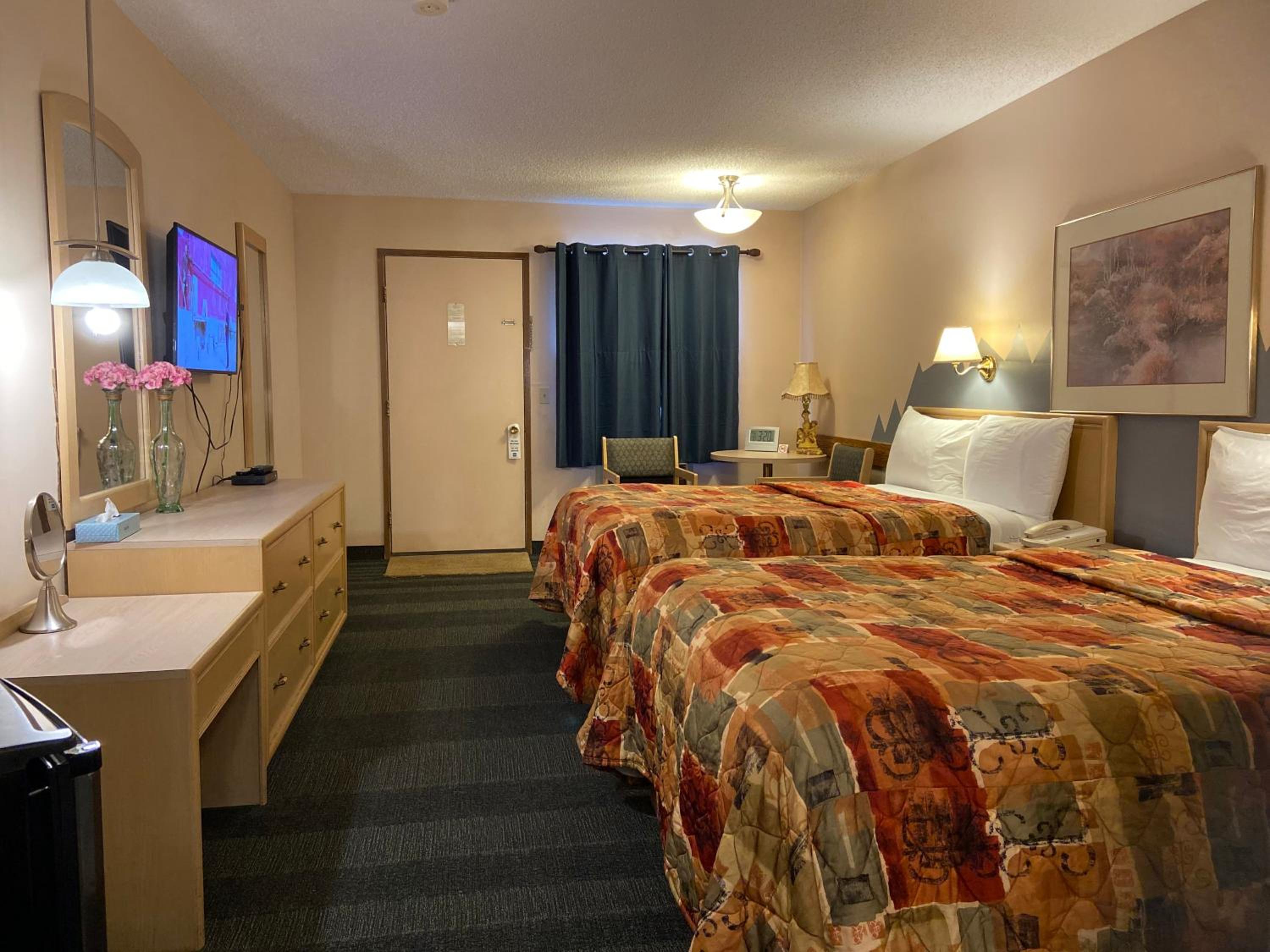 Classic Quadruple Room - Photo 2