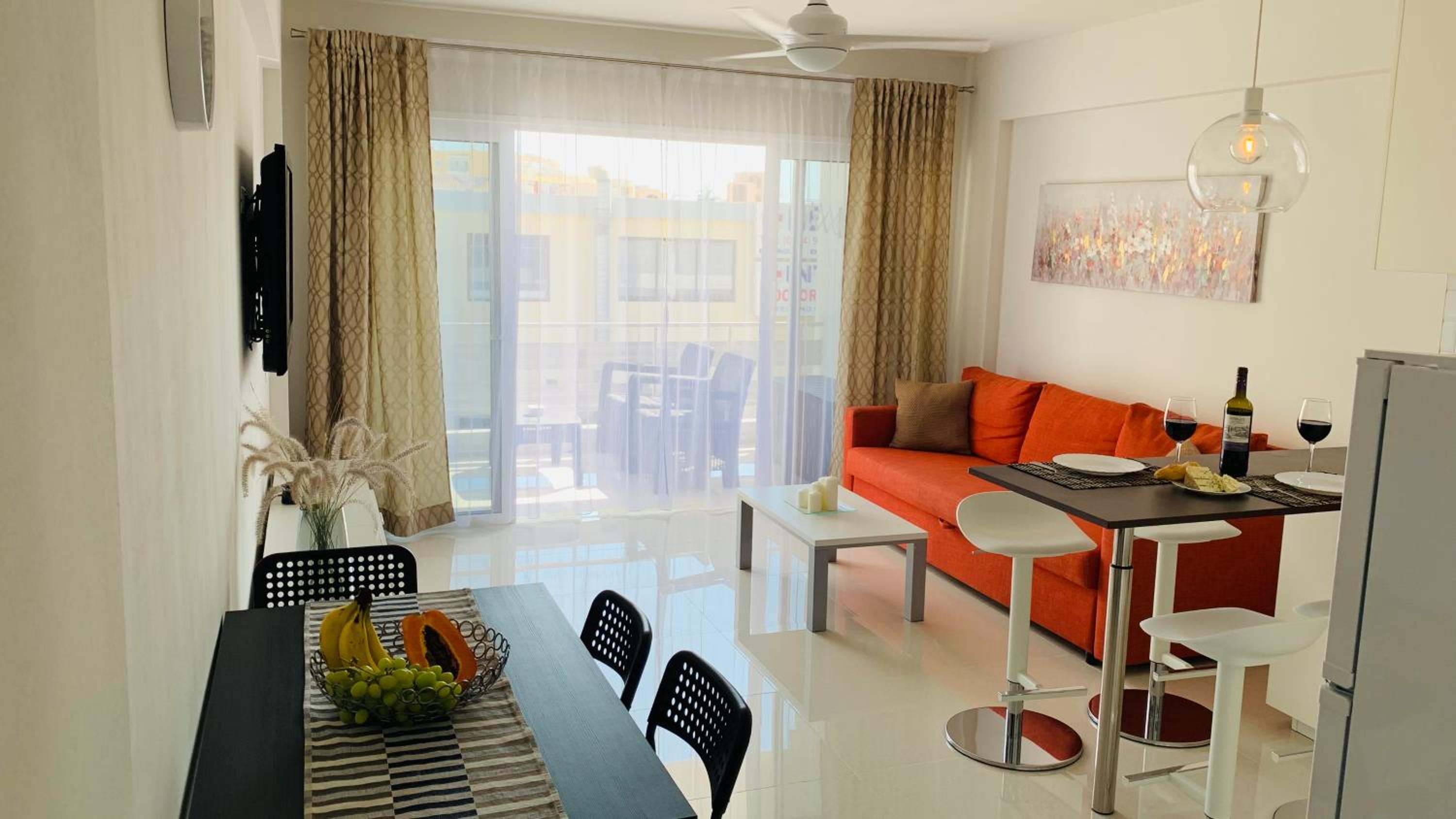 One-Bedroom Apartment