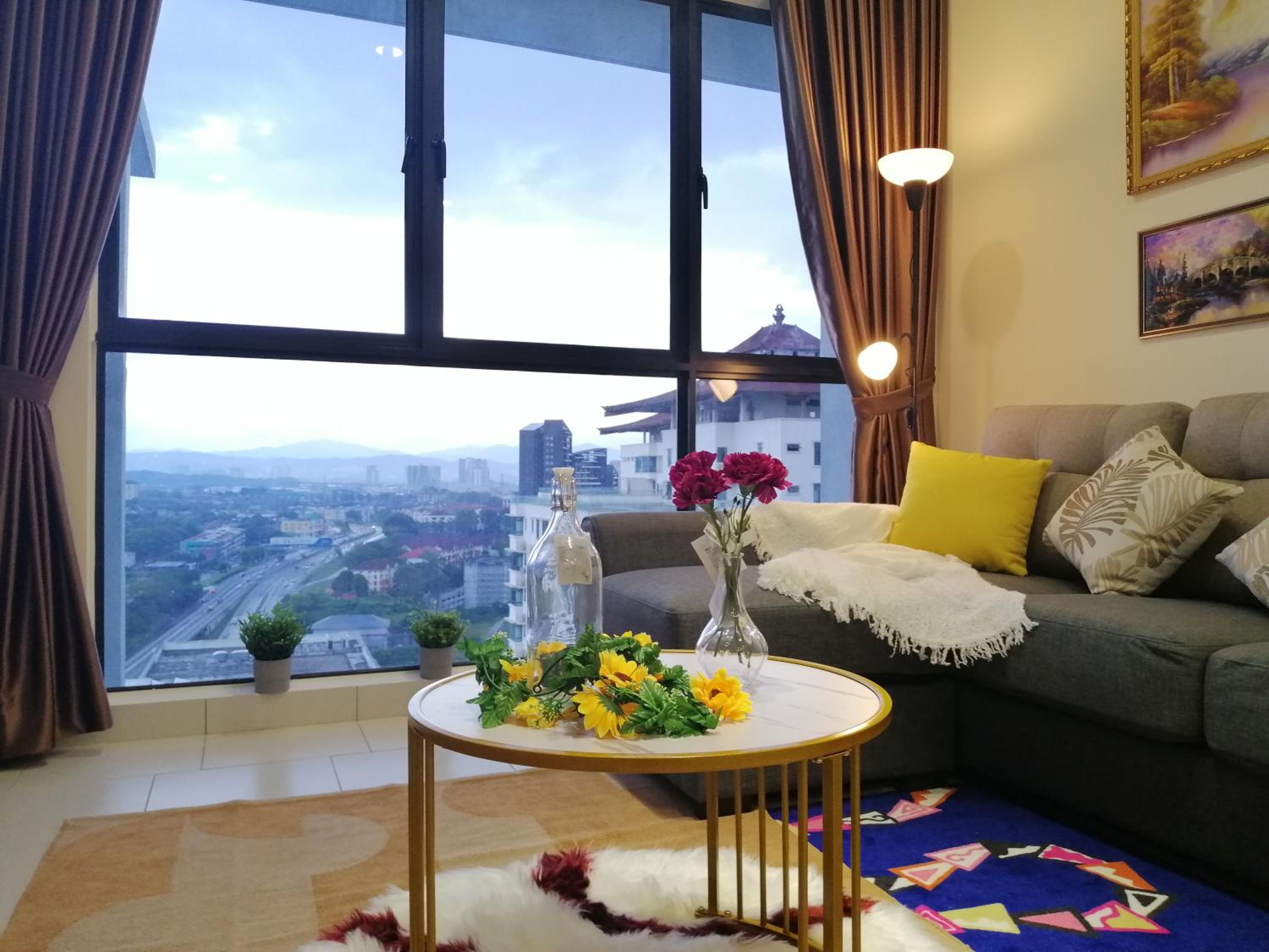 Deluxe Suite - Photo 16