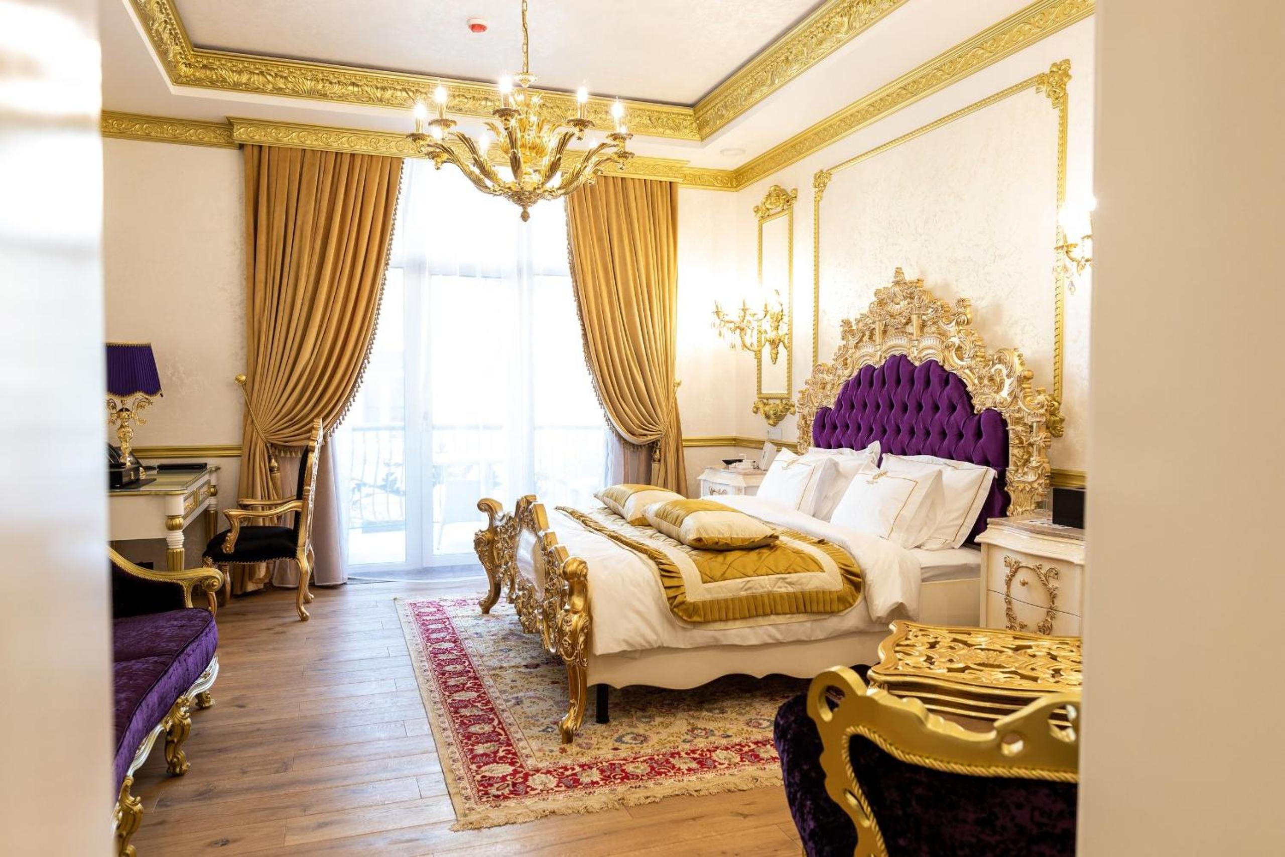 Suite with Balcony