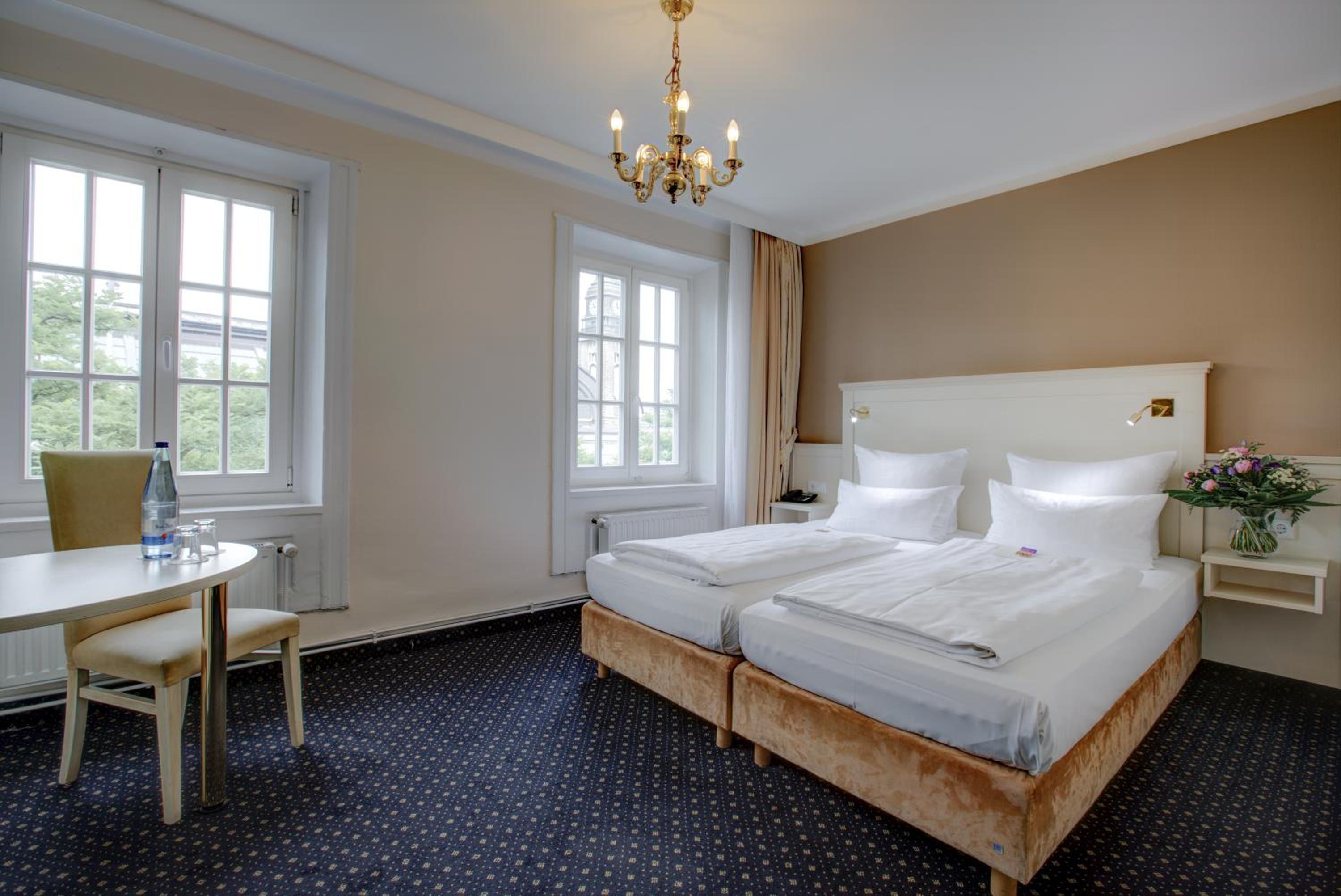 Classic Room - Photo 2