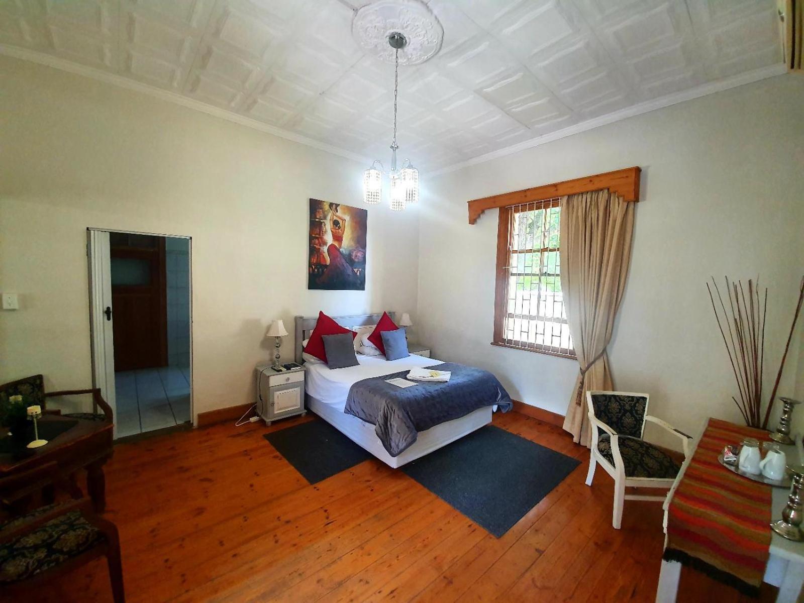Standard Queen Room photo 3