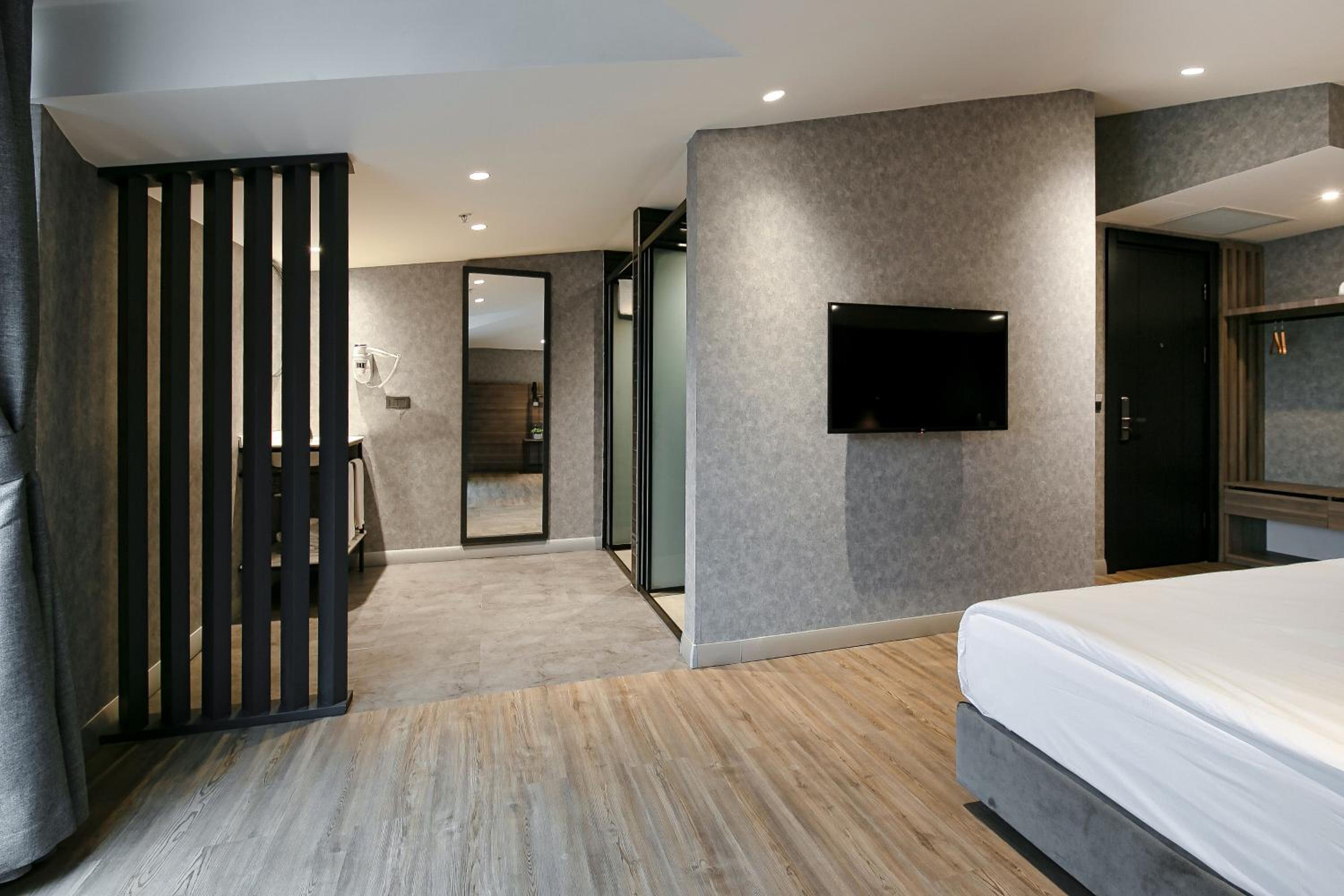 Superior Double or Twin Room with Terrace photo 2