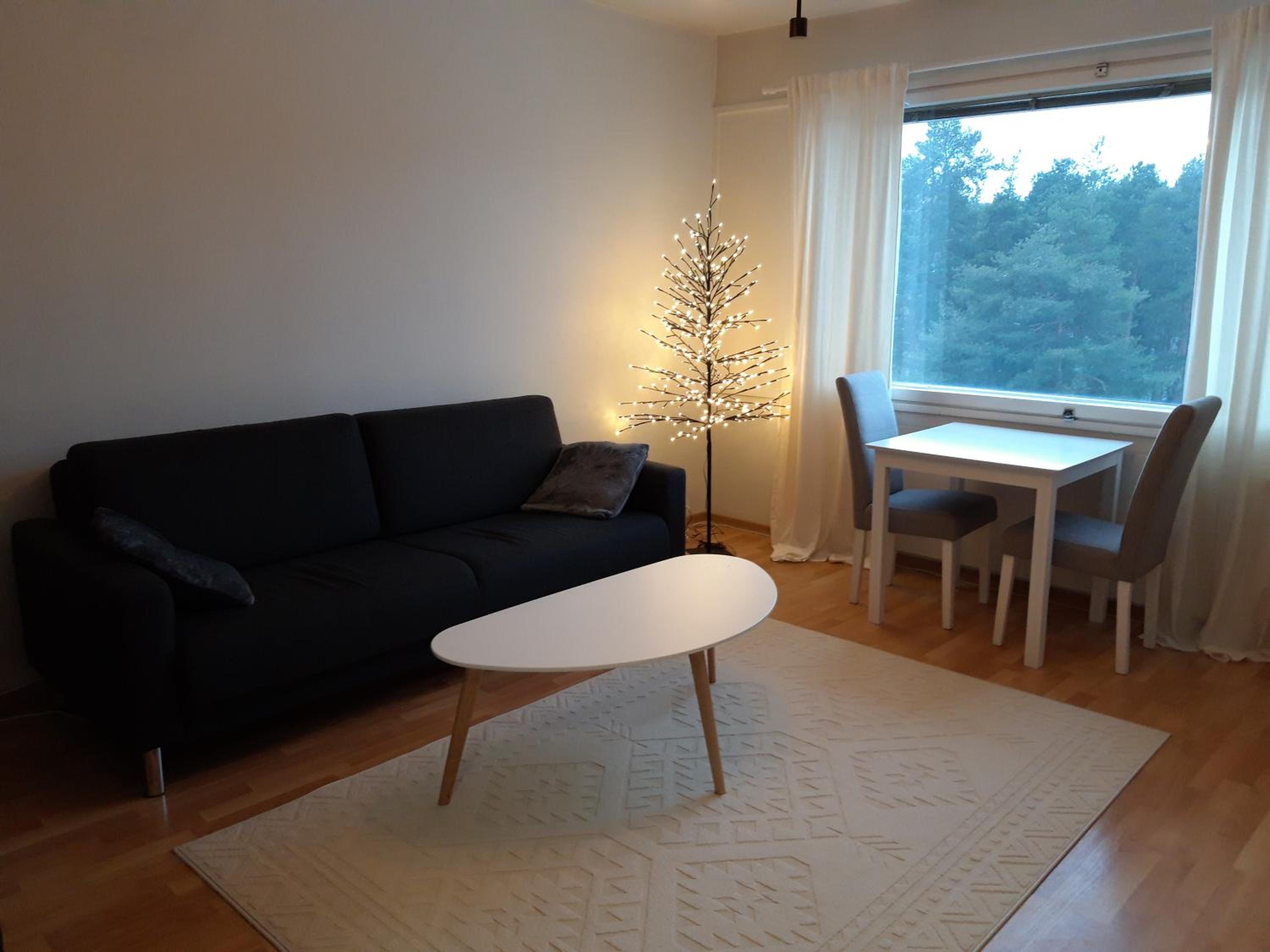 One-Bedroom Apartment photo 1