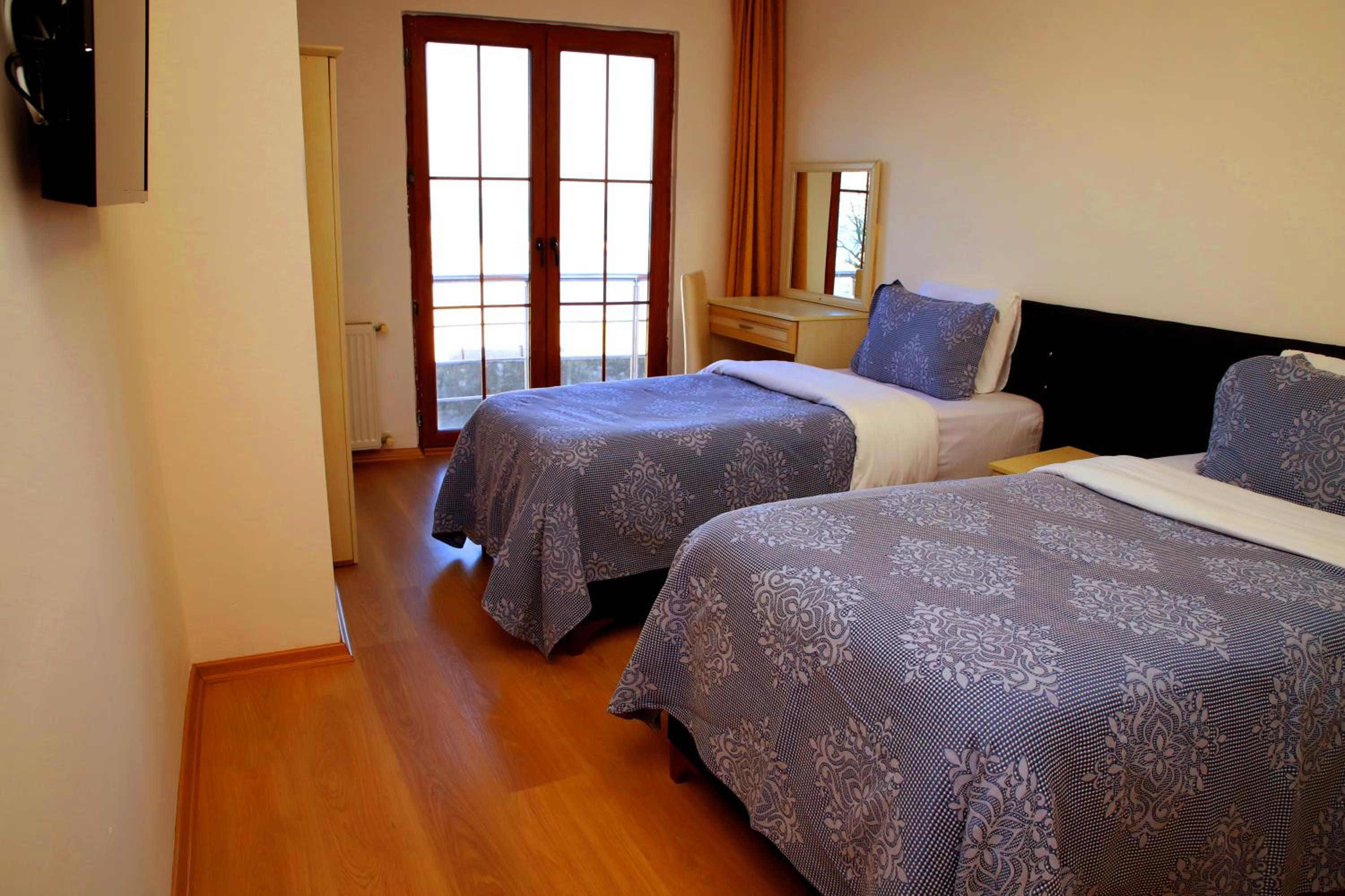Double Room with Sea View - Photo 5