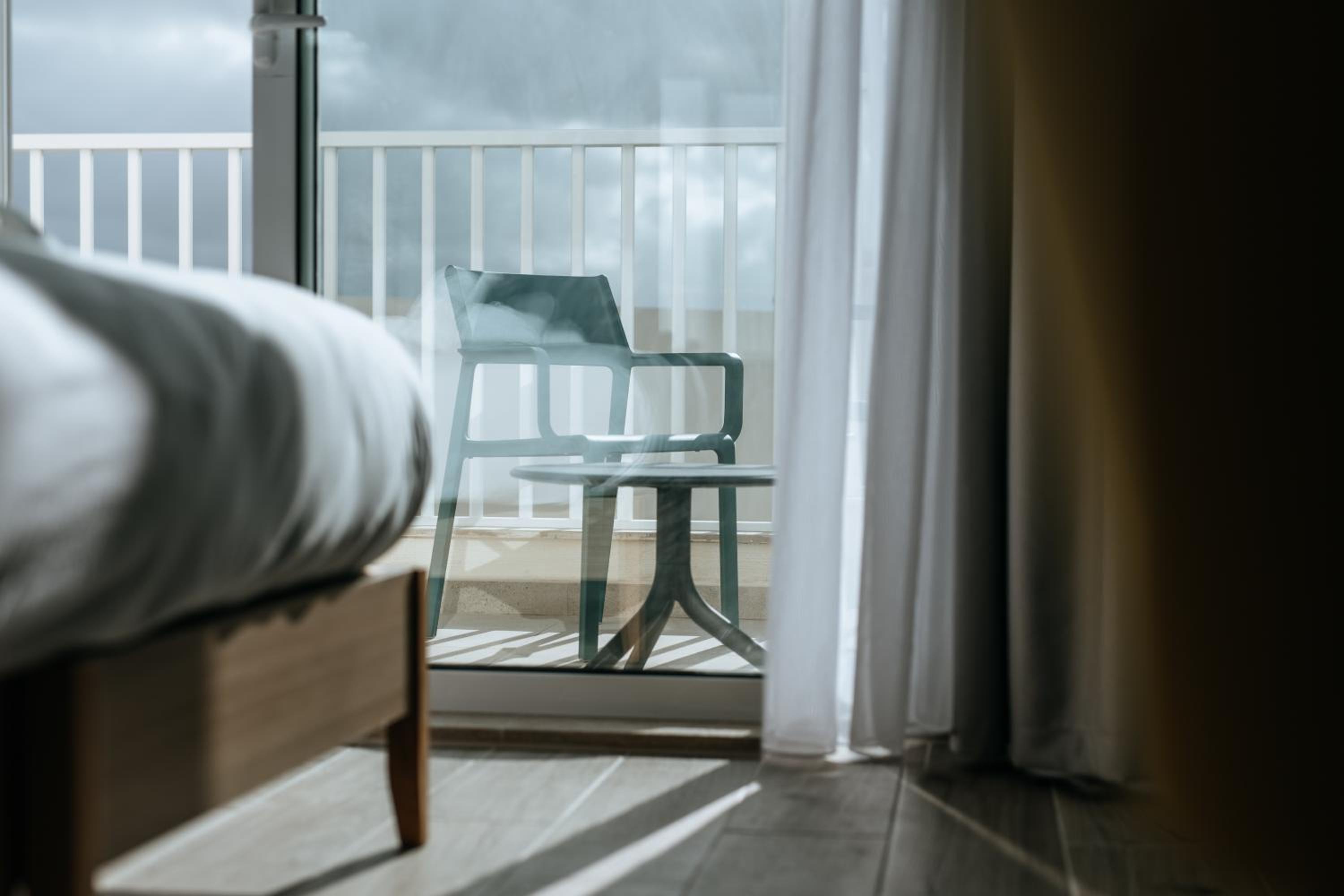 Double Room with Balcony - Photo 4
