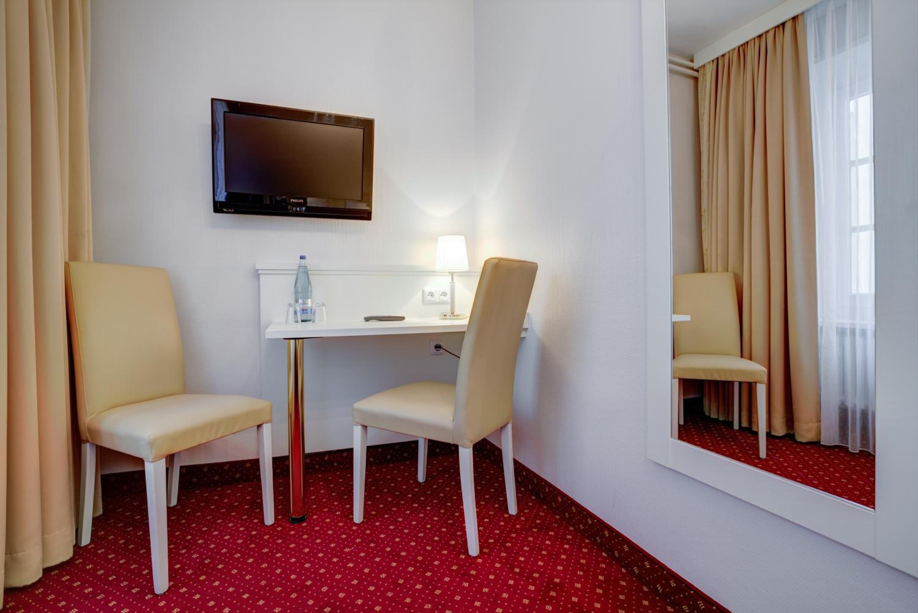 Classic Room - Photo 3