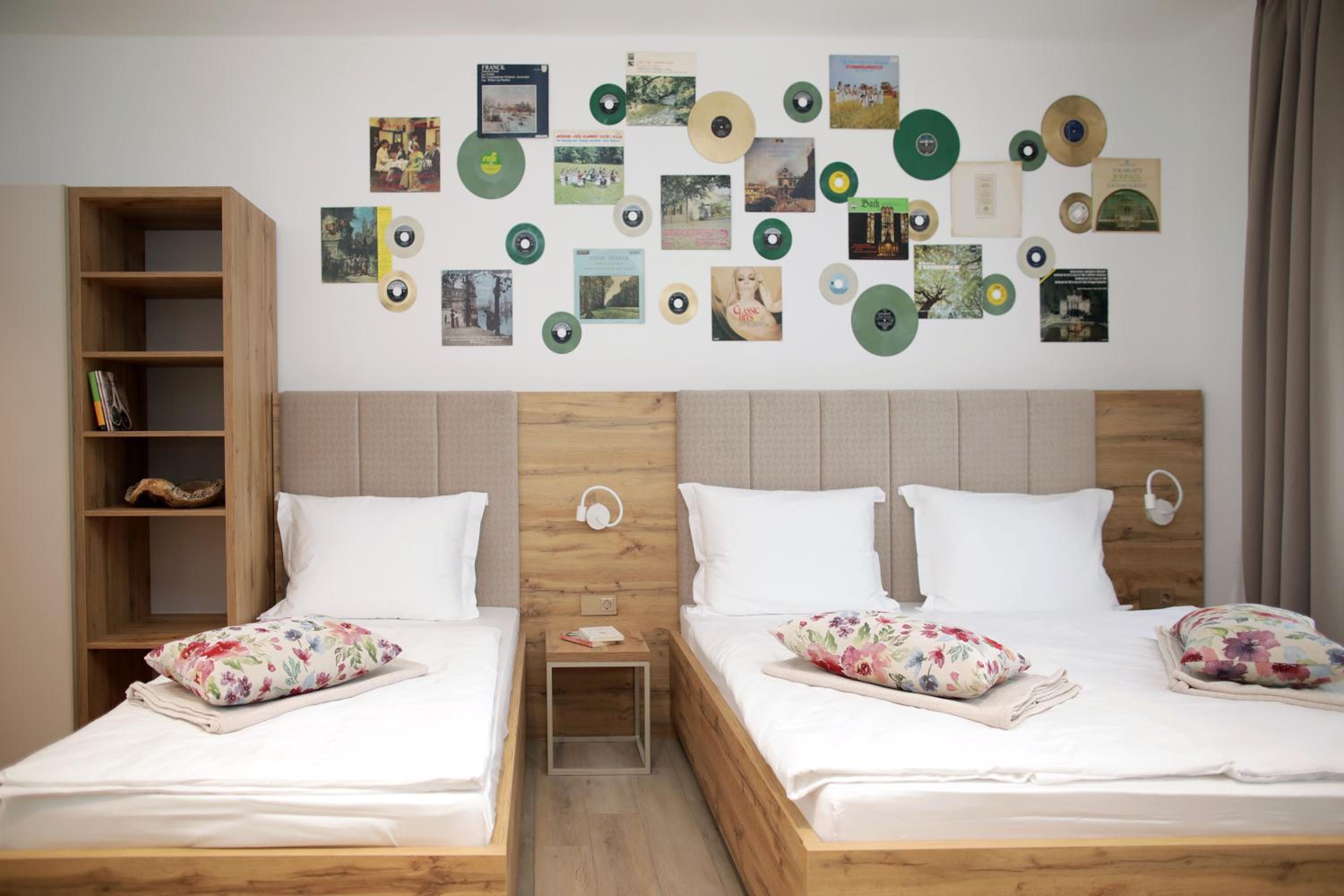 Triple Room - Photo 1