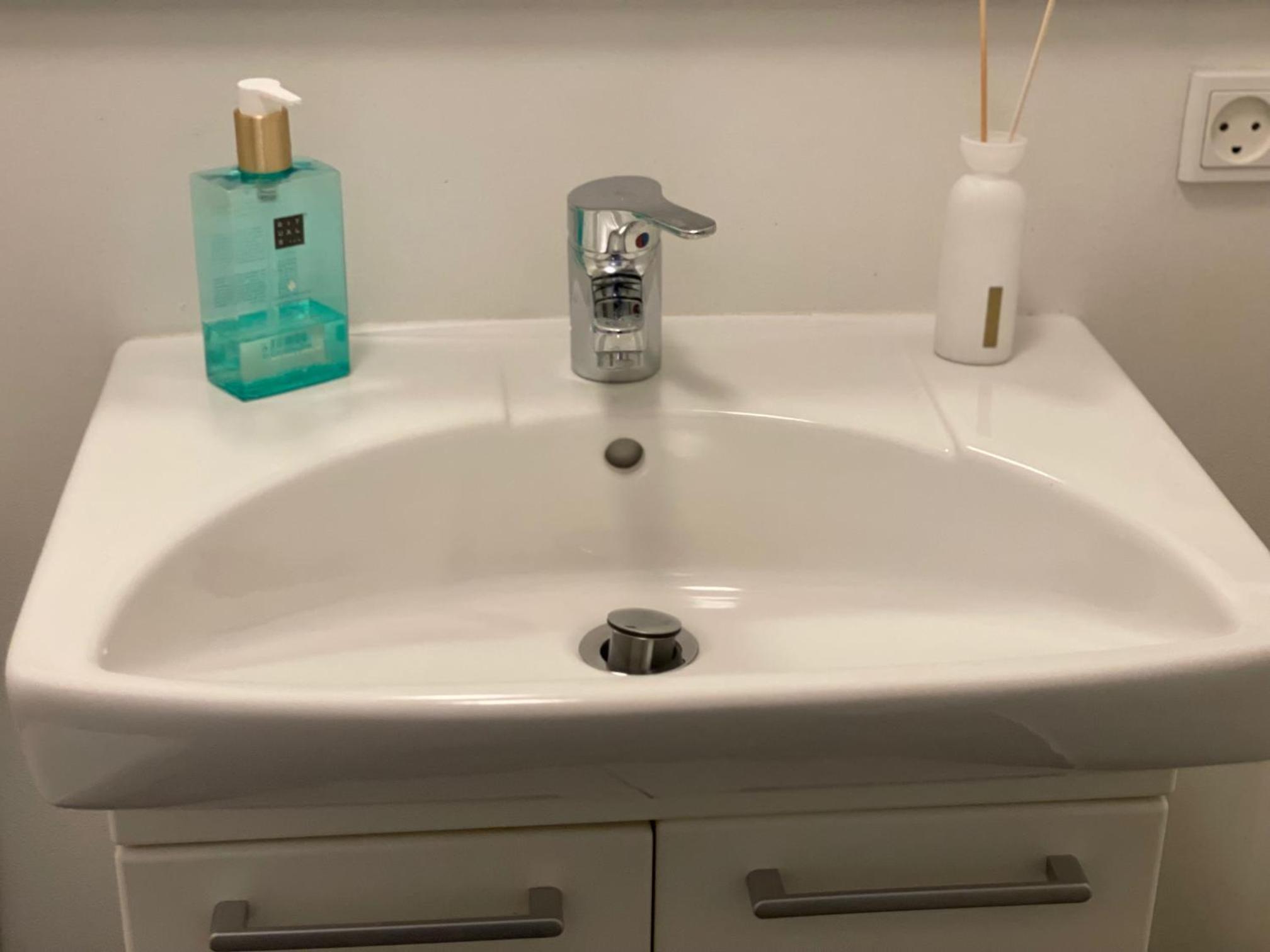 Double Room with Private Bathroom photo 2