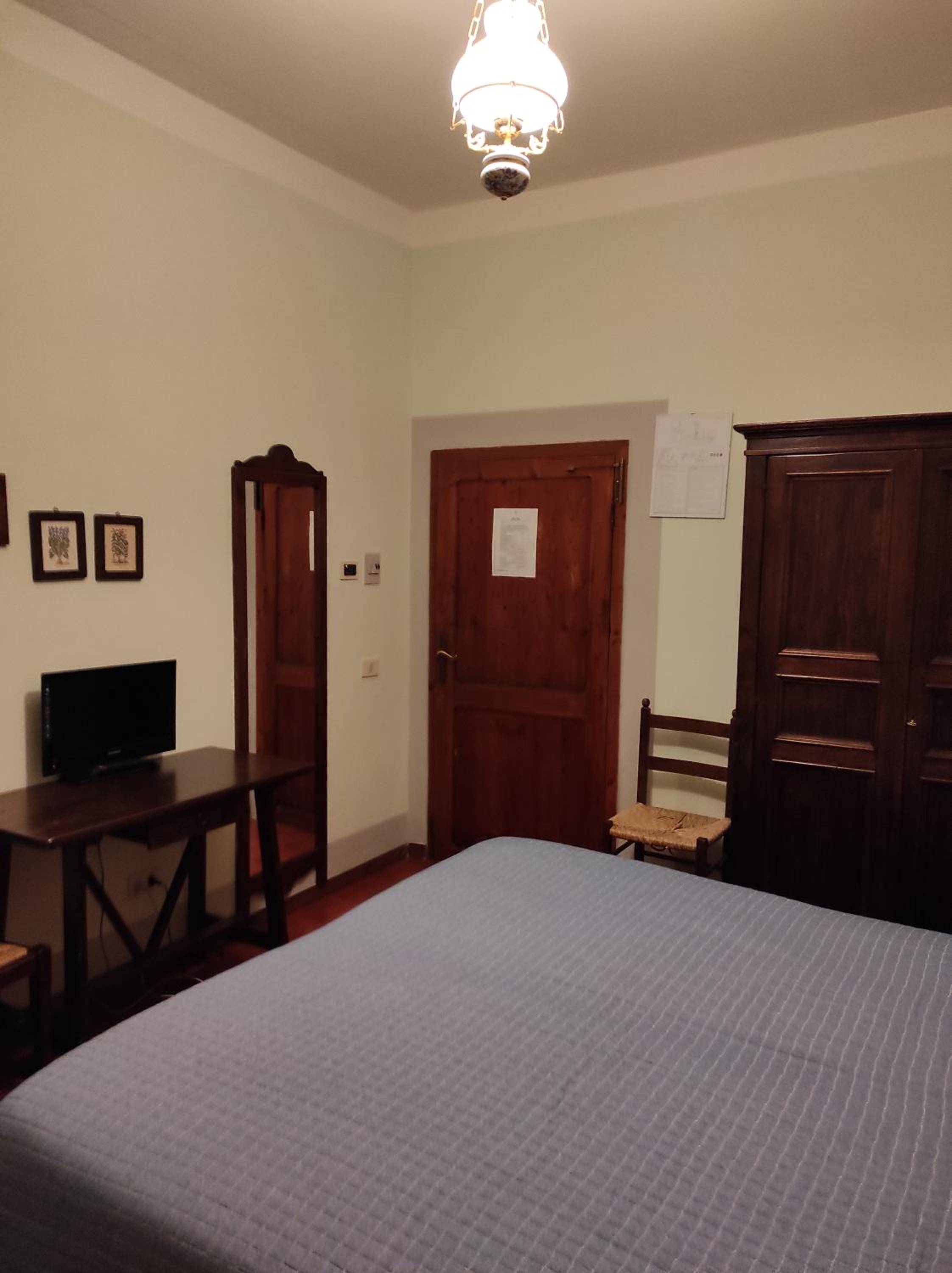 Standard Double or Twin Room photo 3