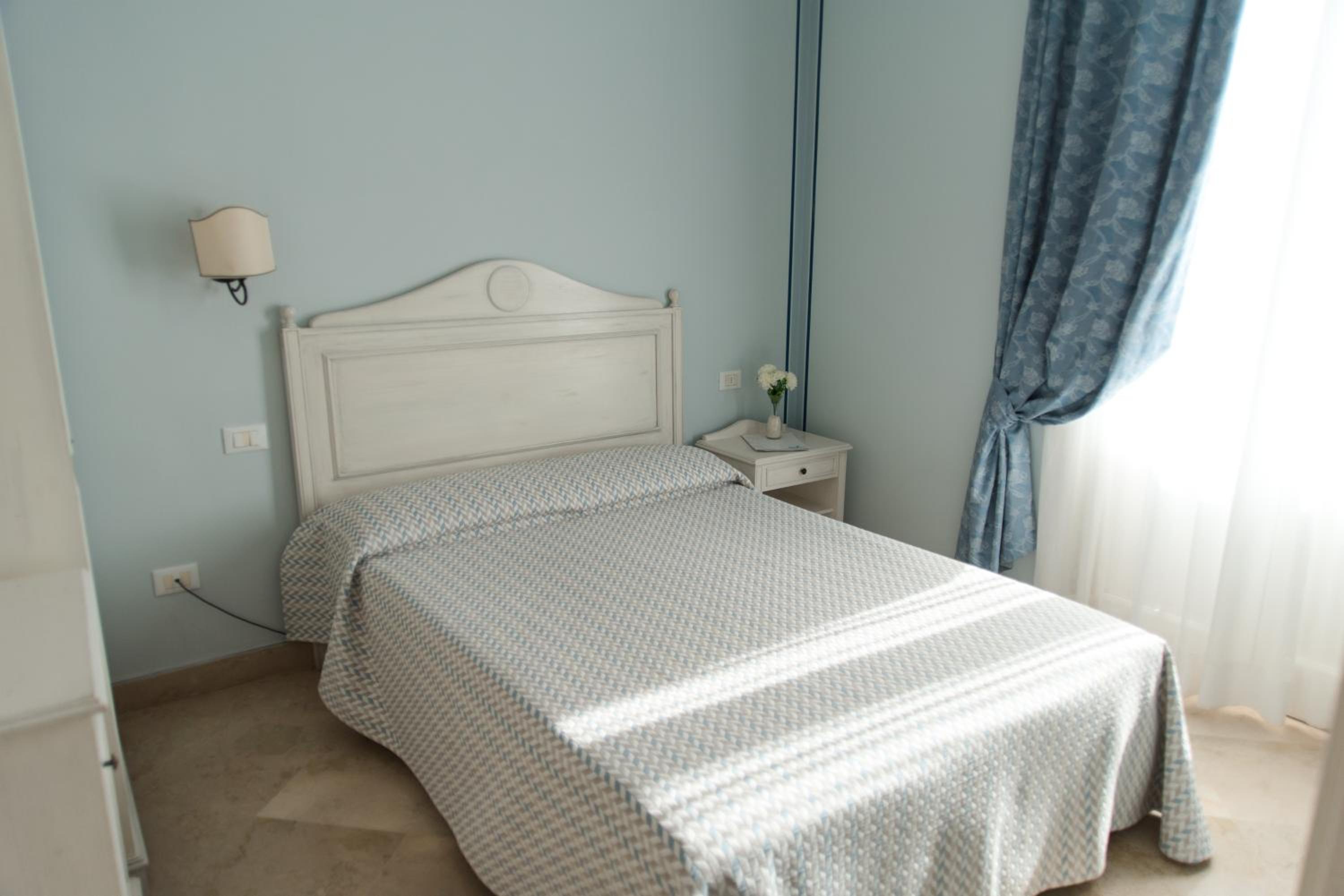 Superior Double Room Single use