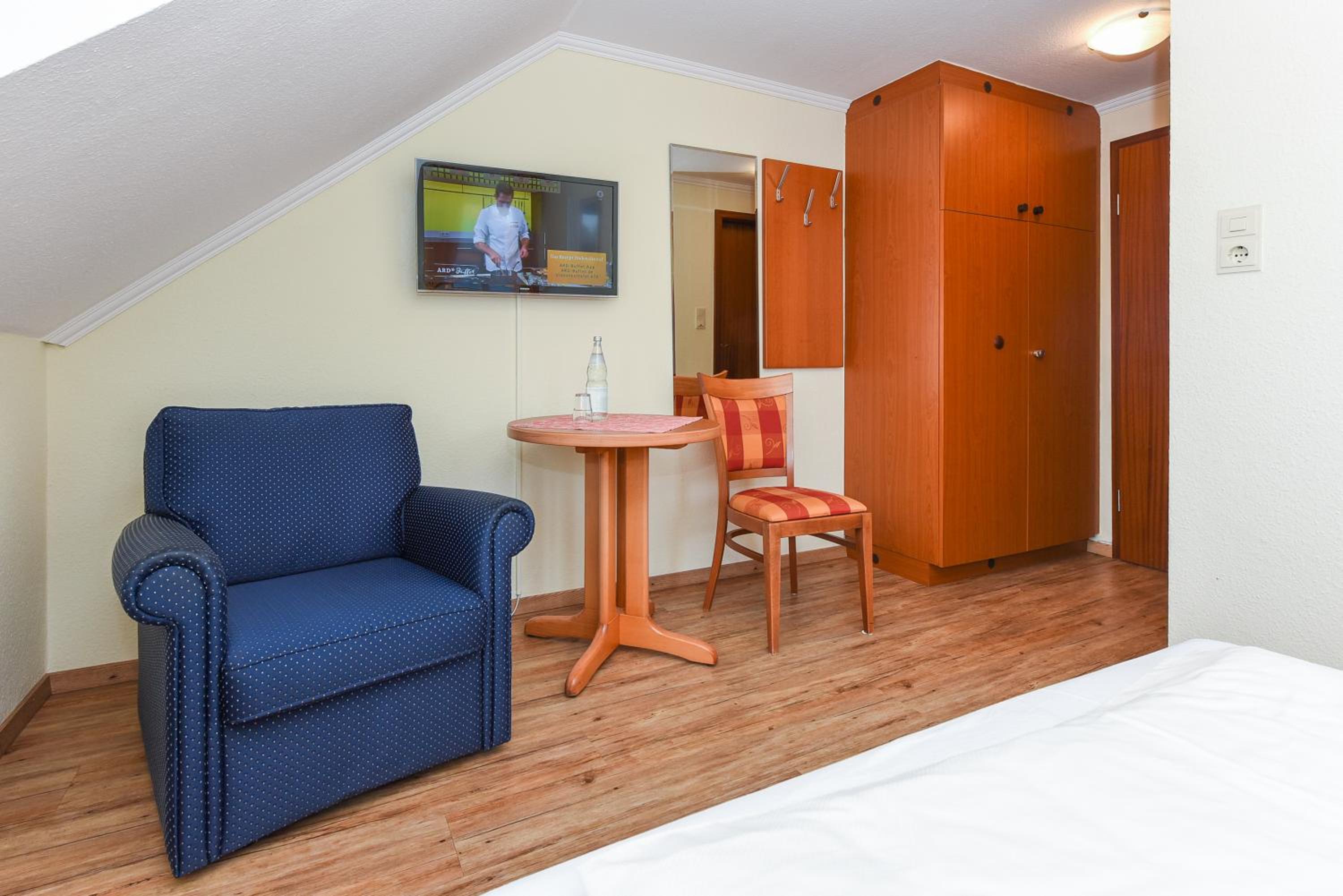 Single Room photo 3