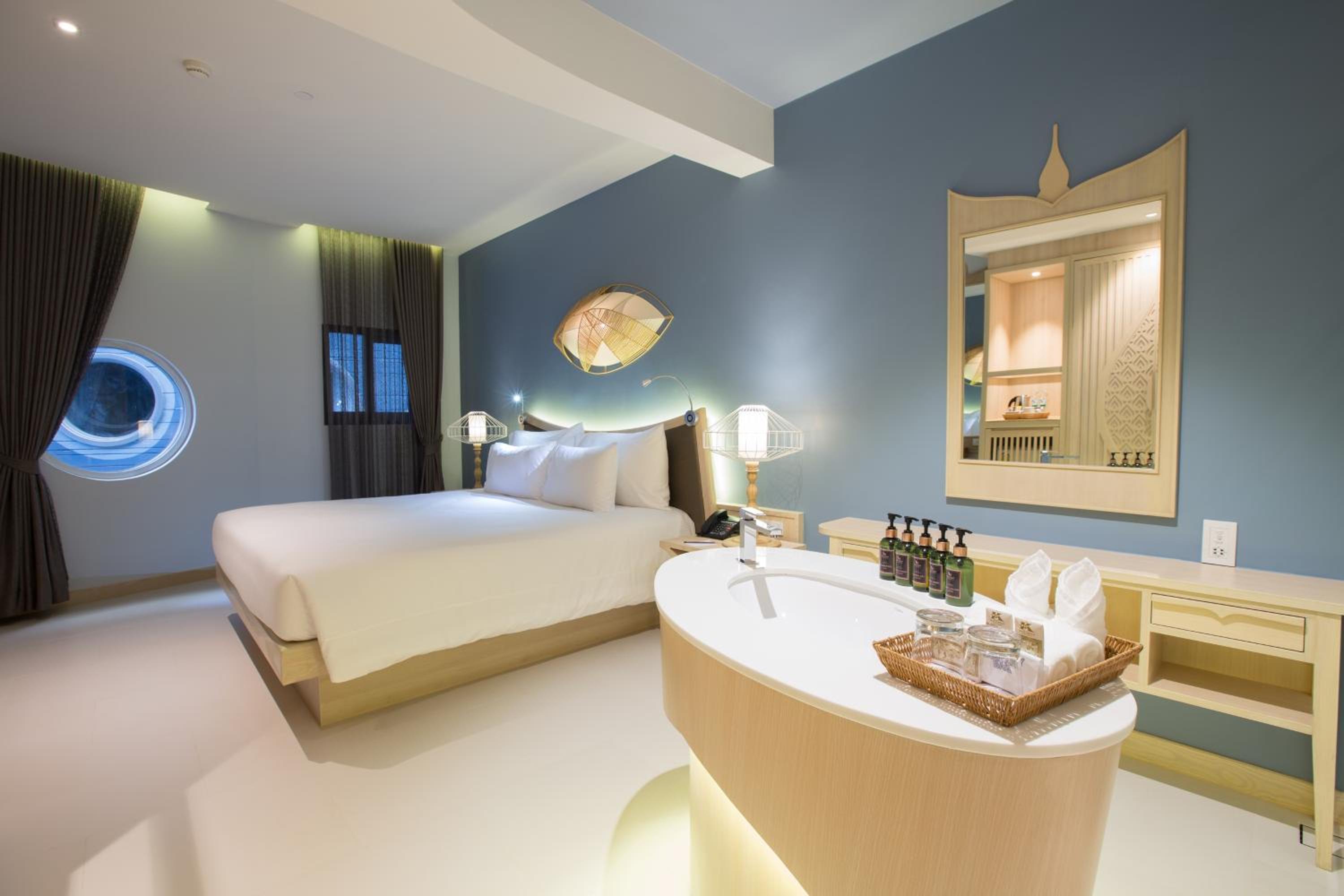 Superior King Room photo 2