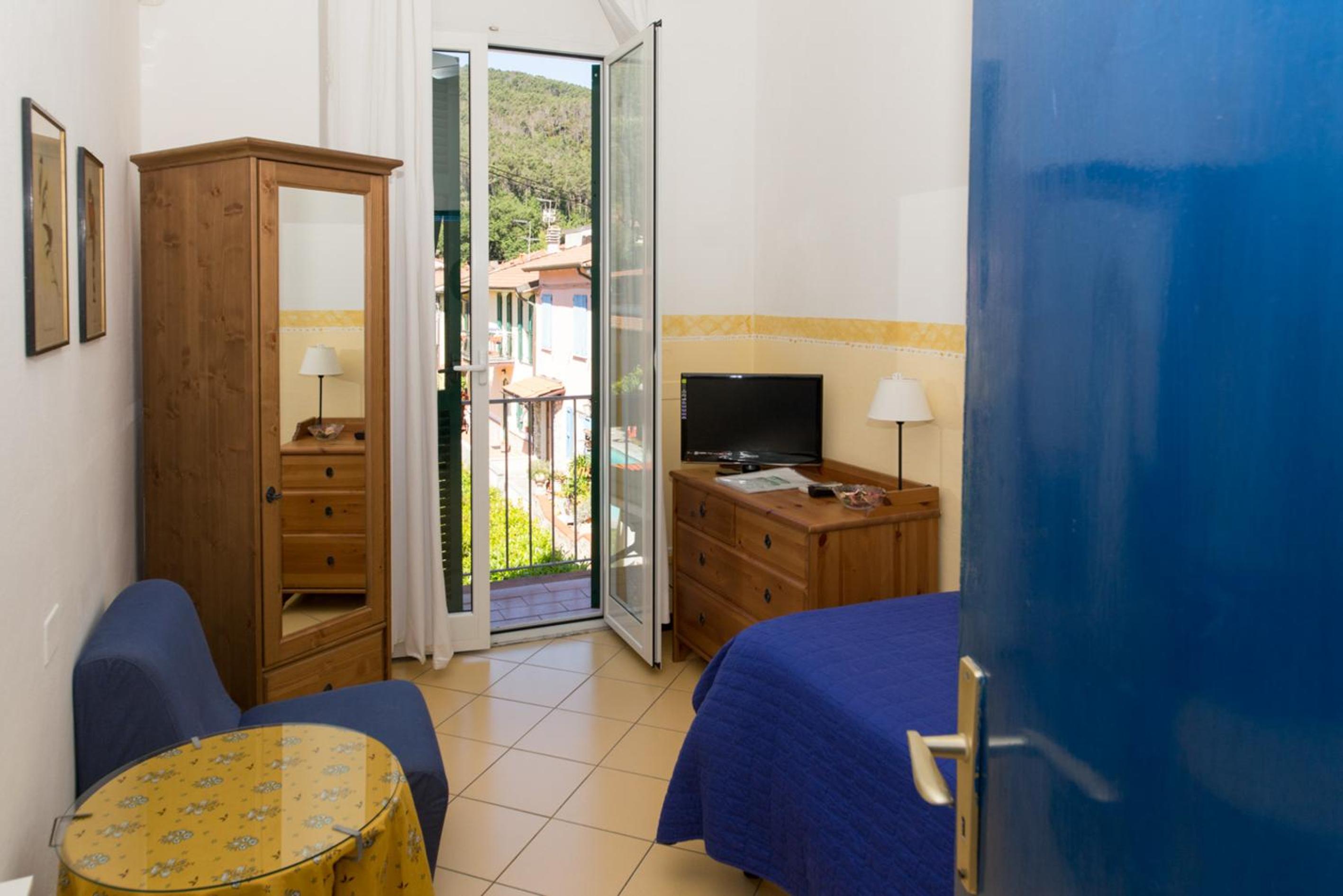 Economy Single Room - Photo 1