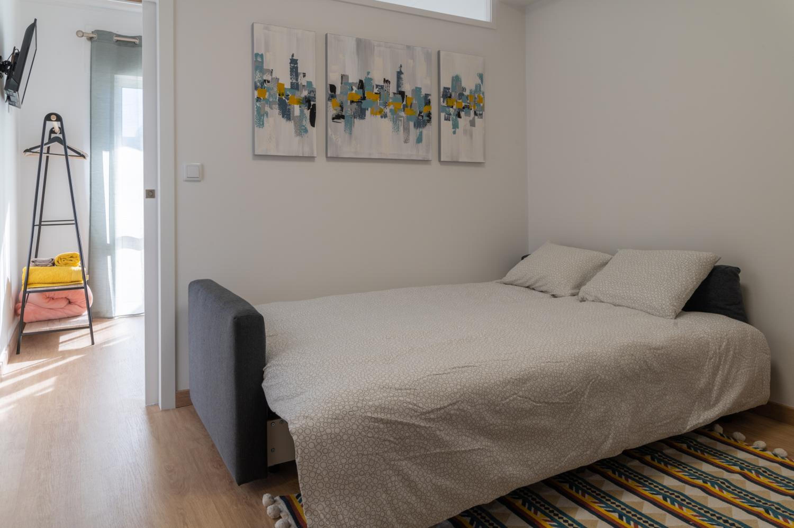 One-Bedroom Apartment - Photo 48