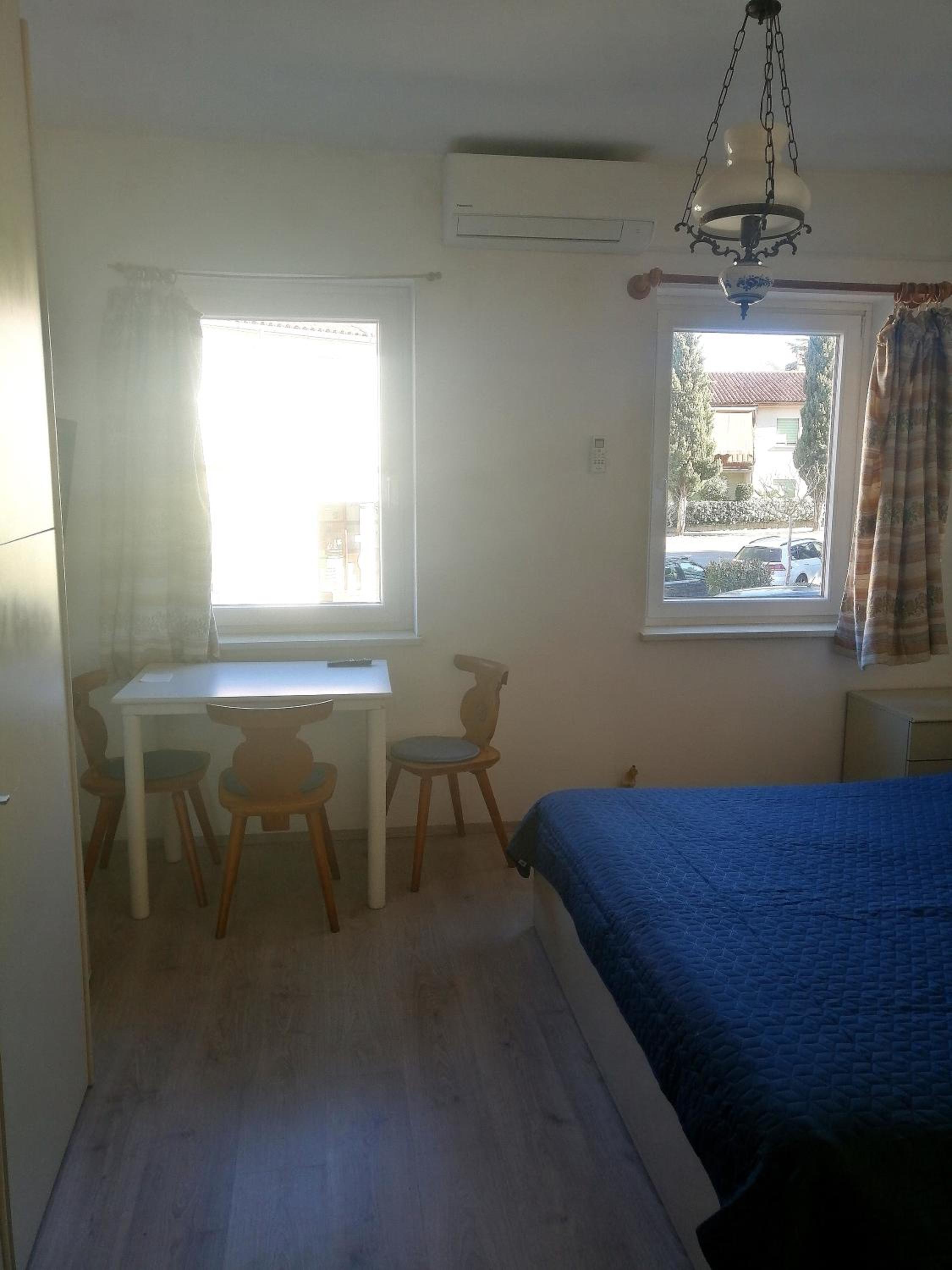 Triple Room with Bathroom - Photo 10