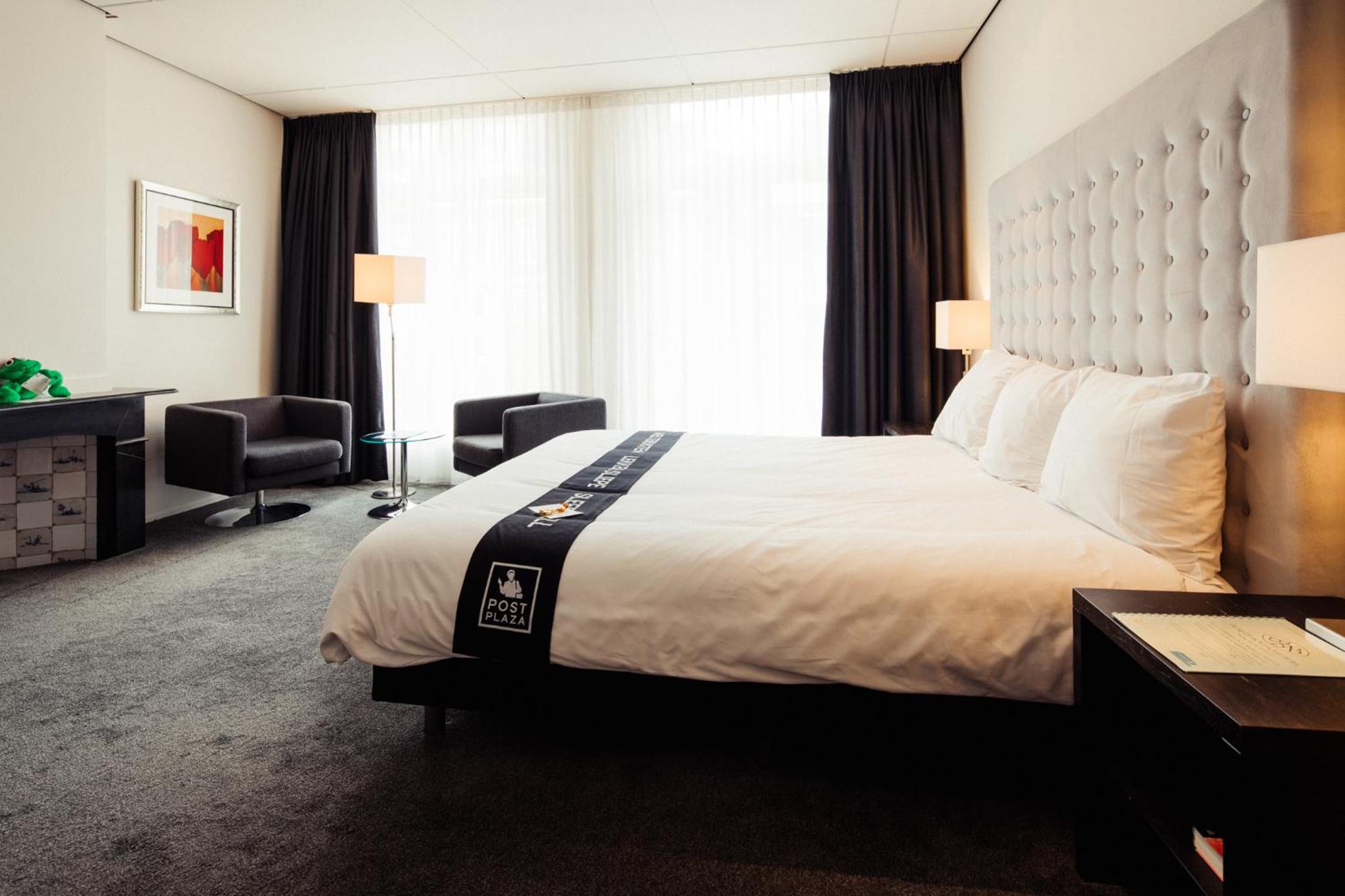 Deluxe Double Room - Photo 9