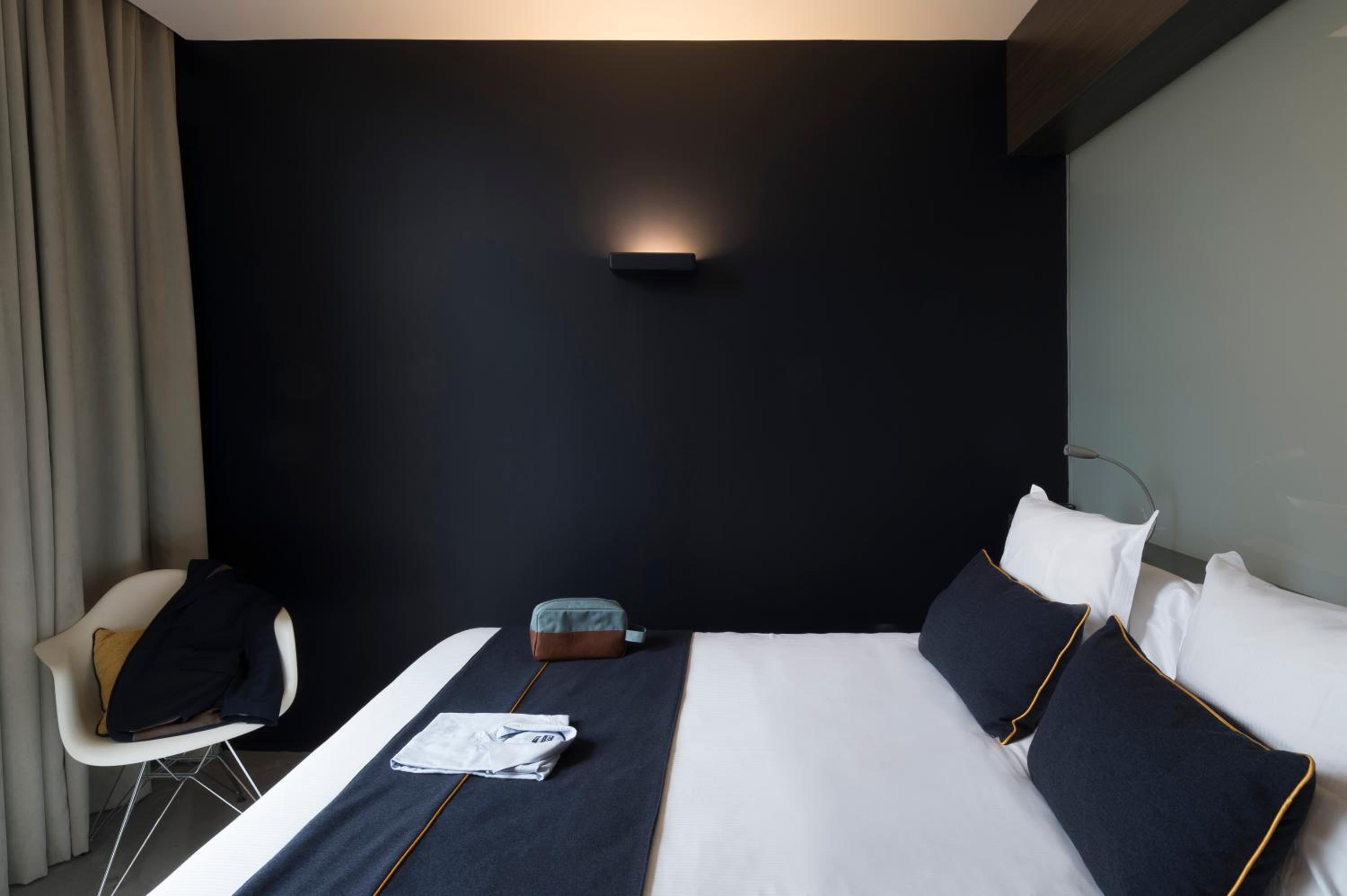 Standard Double Room - Photo 5