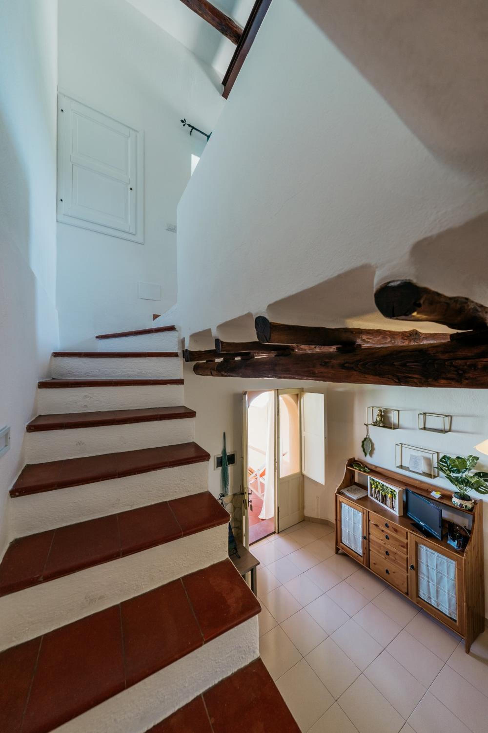 Maisonette photo 2