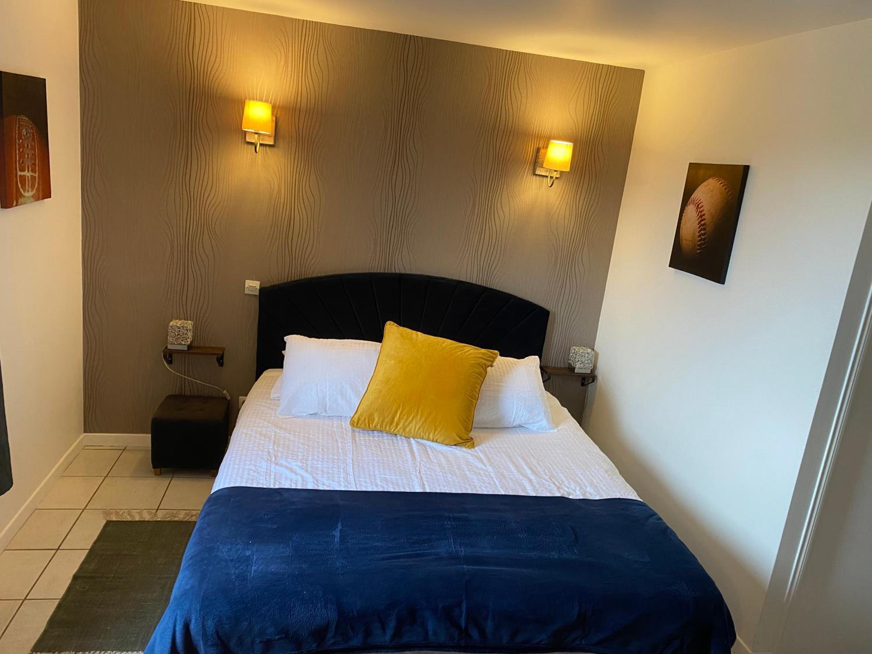 Double Room with Extra Bed - Photo 3