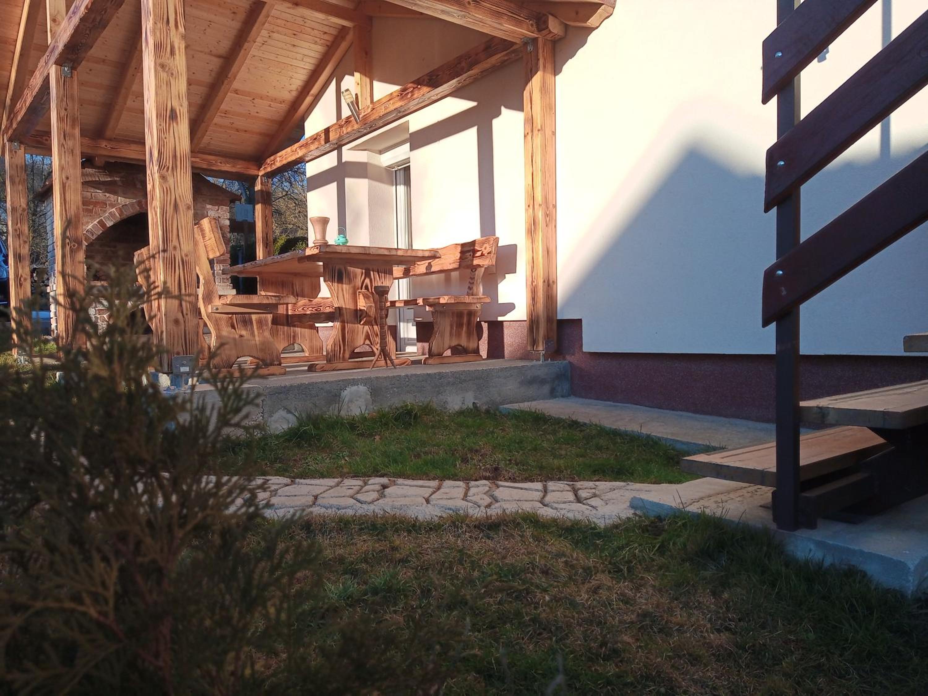 Studio with Mountain View - Photo 6