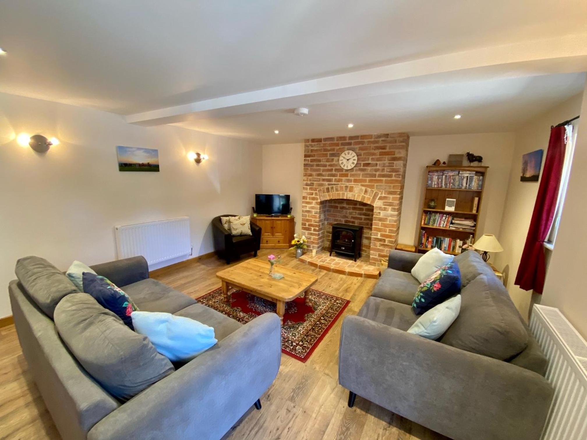 Three-Bedroom House photo 2