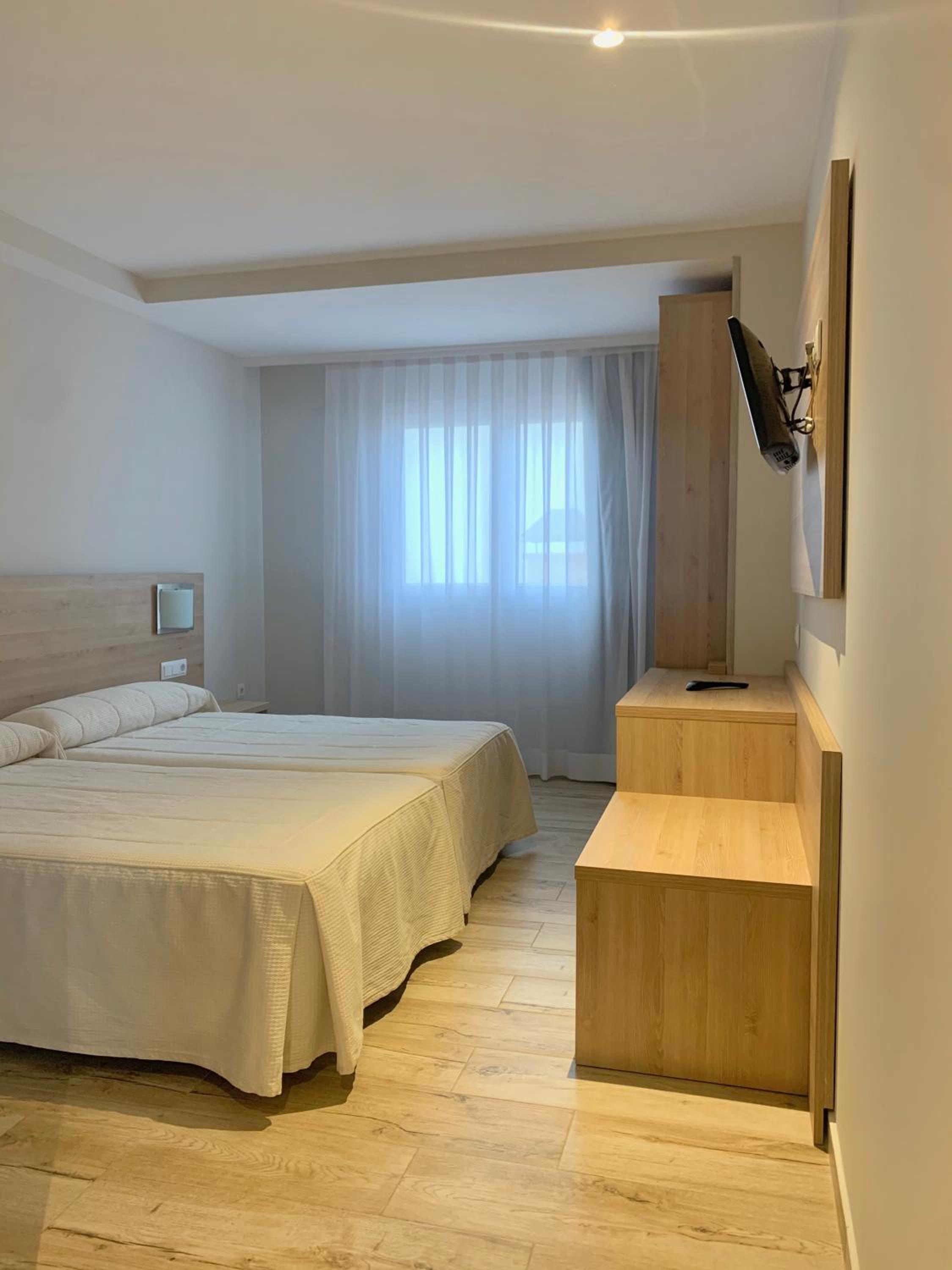 Superior Twin Room photo 3