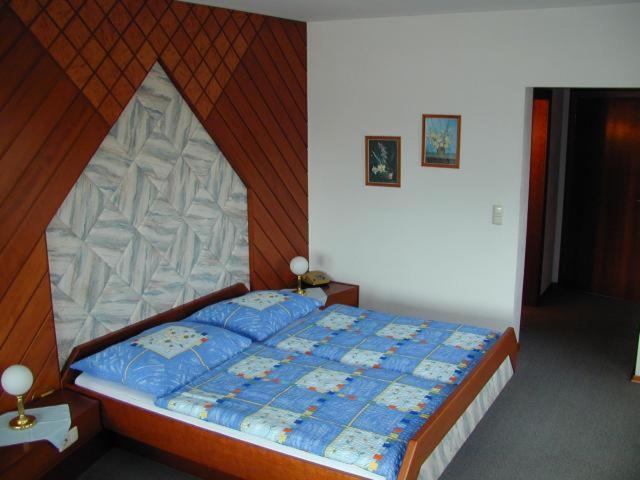 Double Room - Photo 6