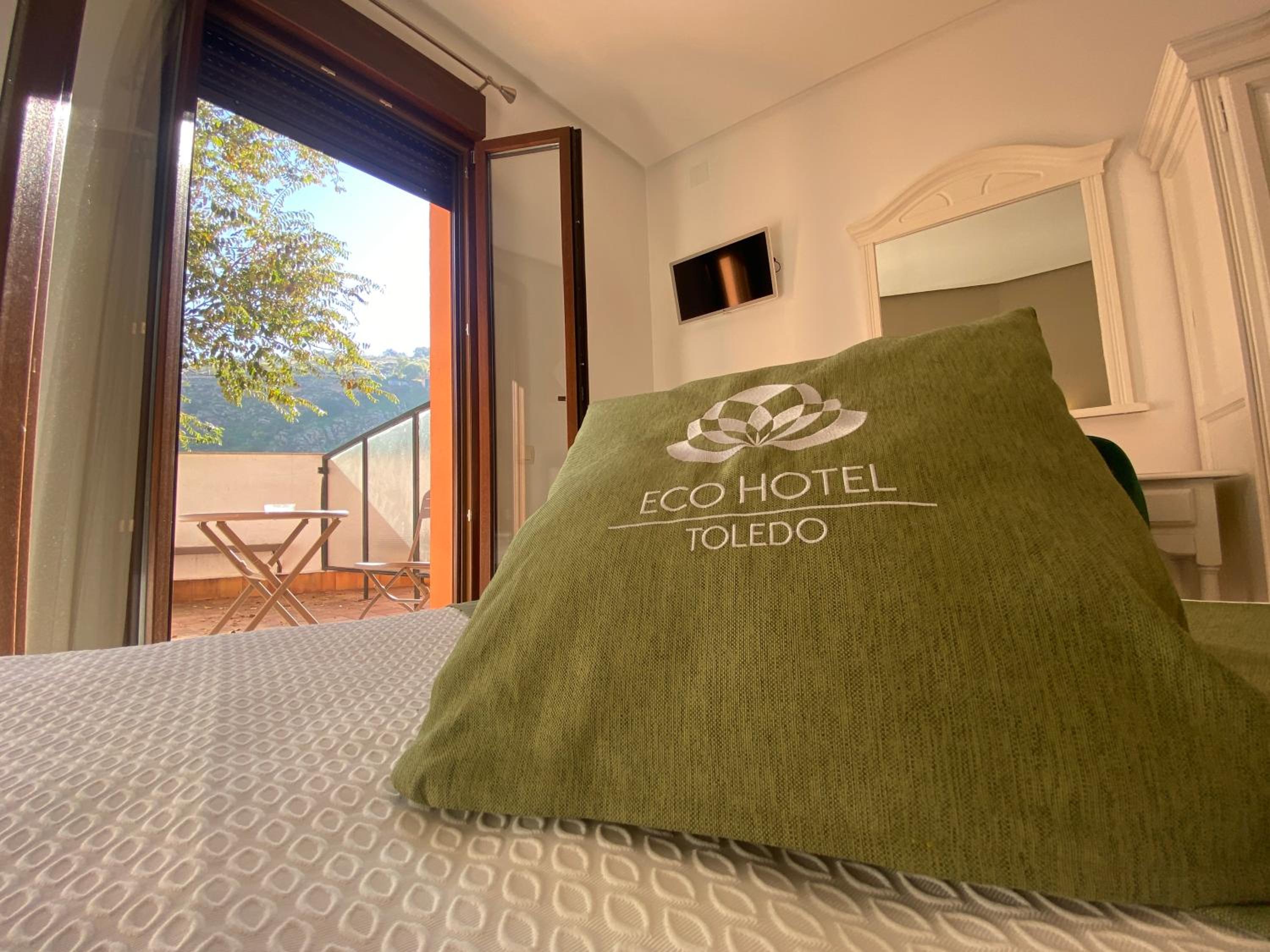 Double Room with Terrace - Photo 3