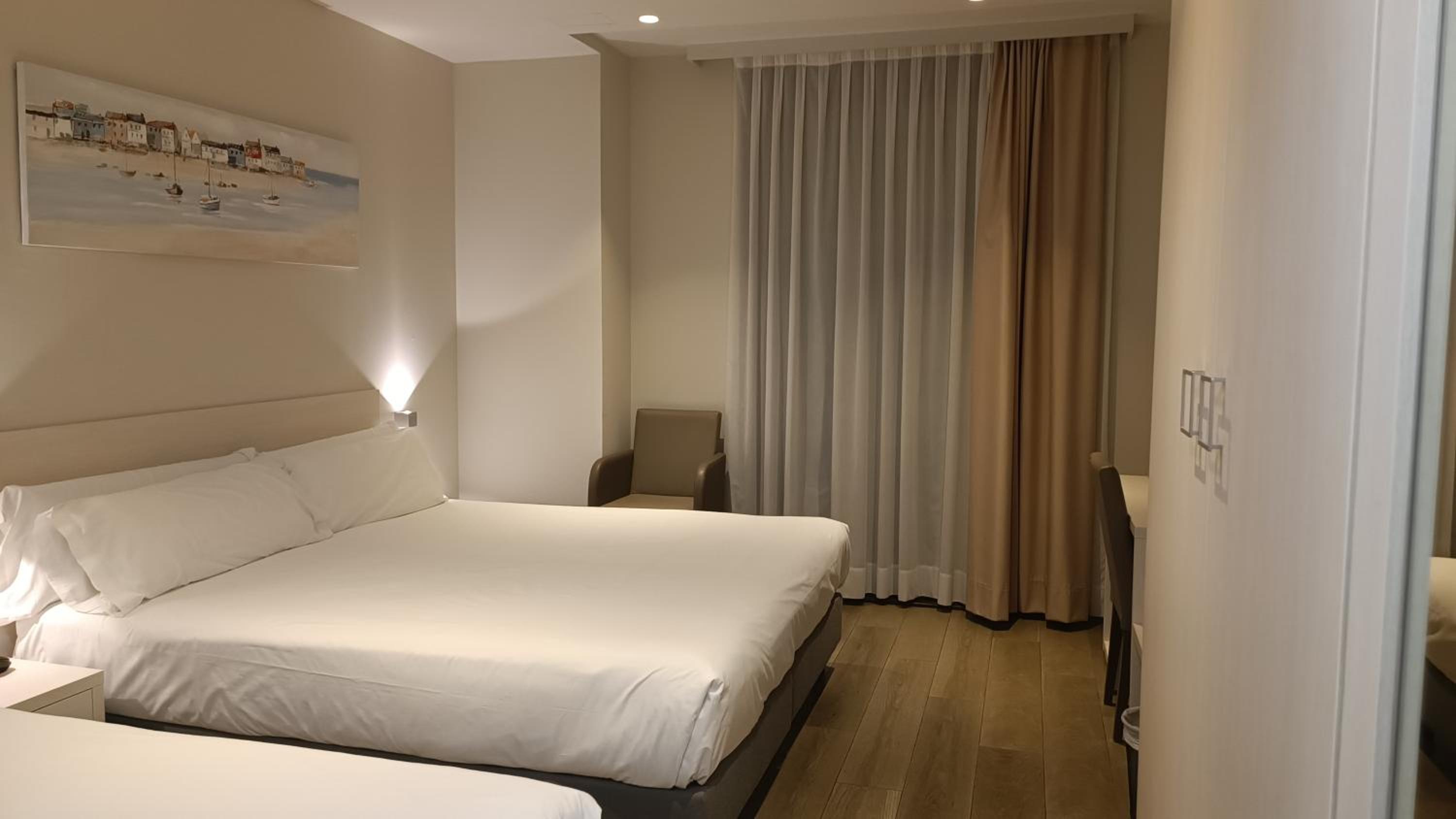 Triple Room photo 2