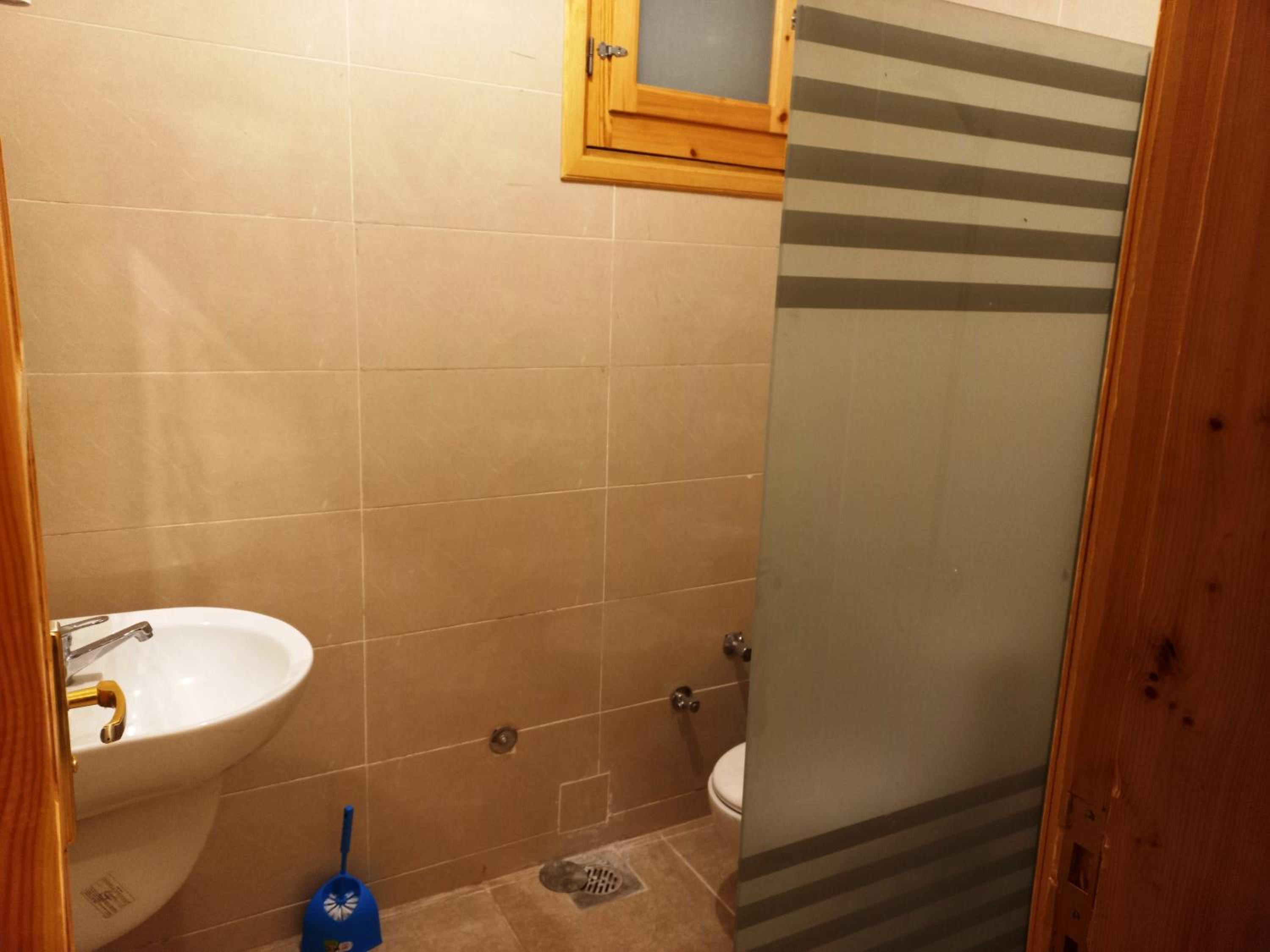 One-Bedroom Apartment - Photo 5