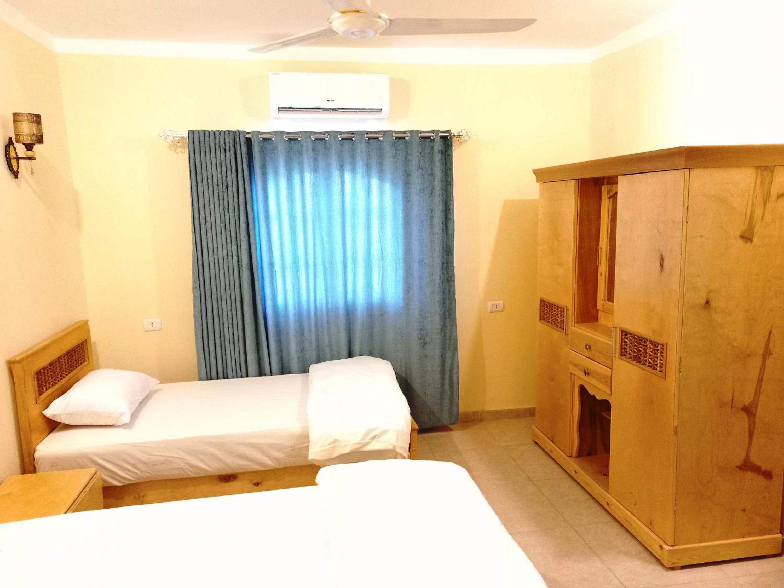 One-Bedroom Apartment - Photo 10