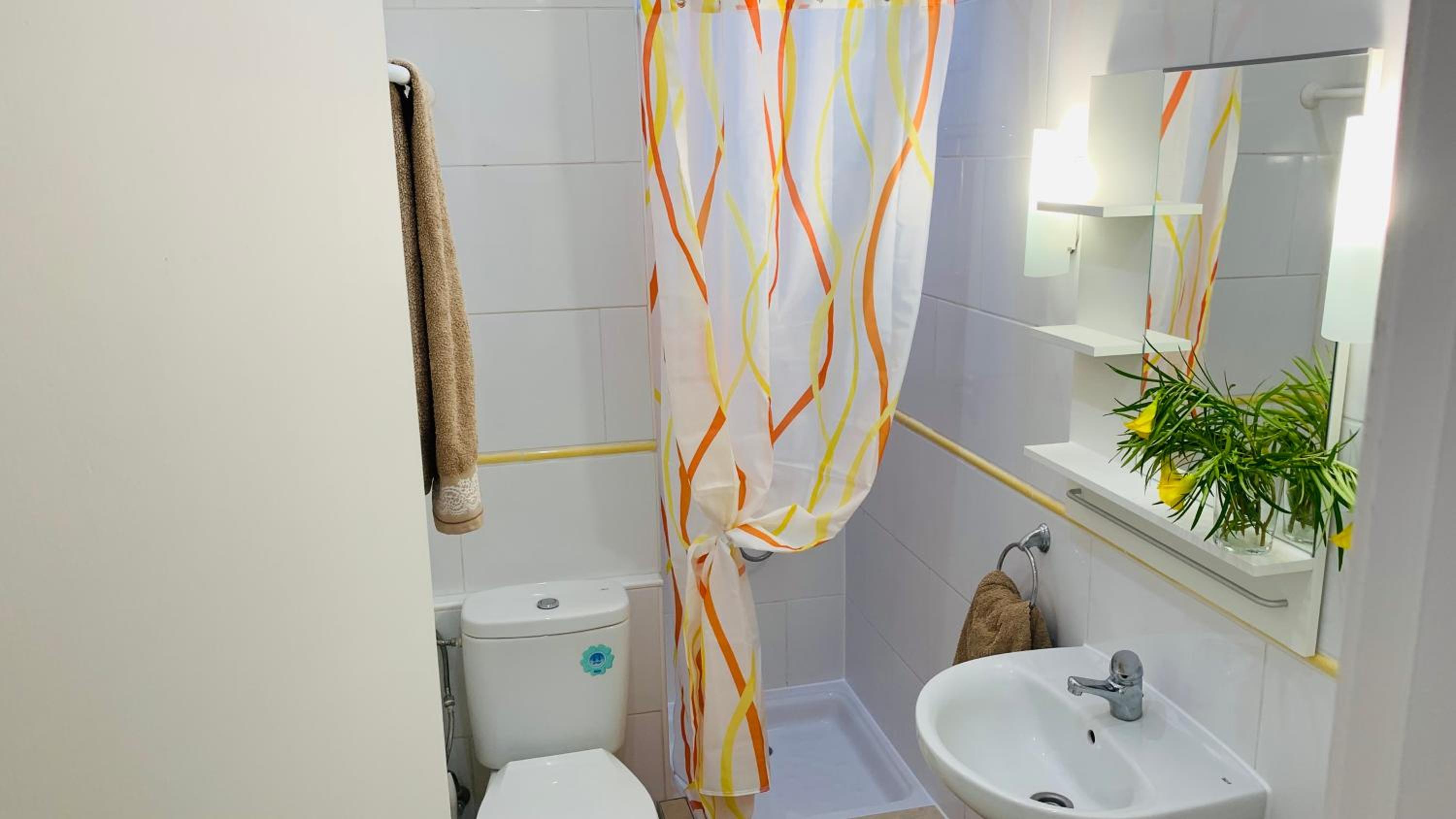 One-Bedroom Apartment thumbnail 5